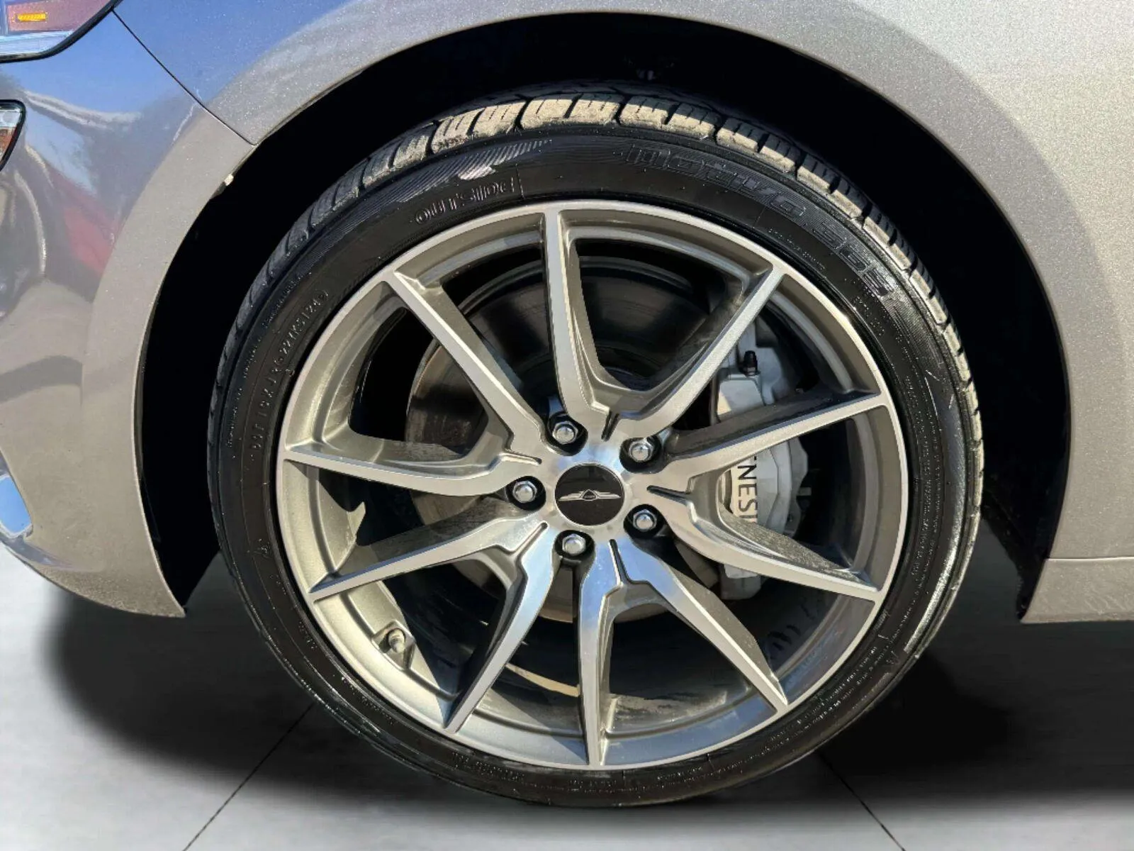 Genesis G70 photo 48
