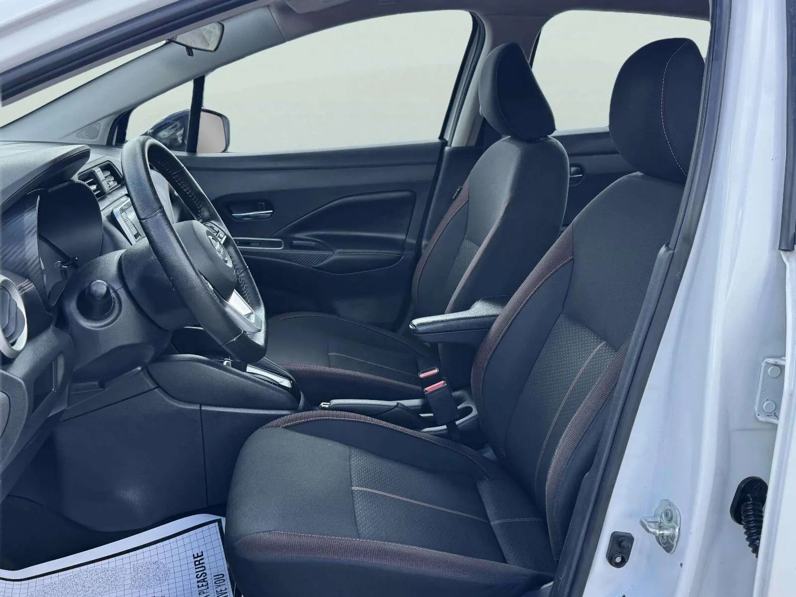 Nissan Versa photo 15