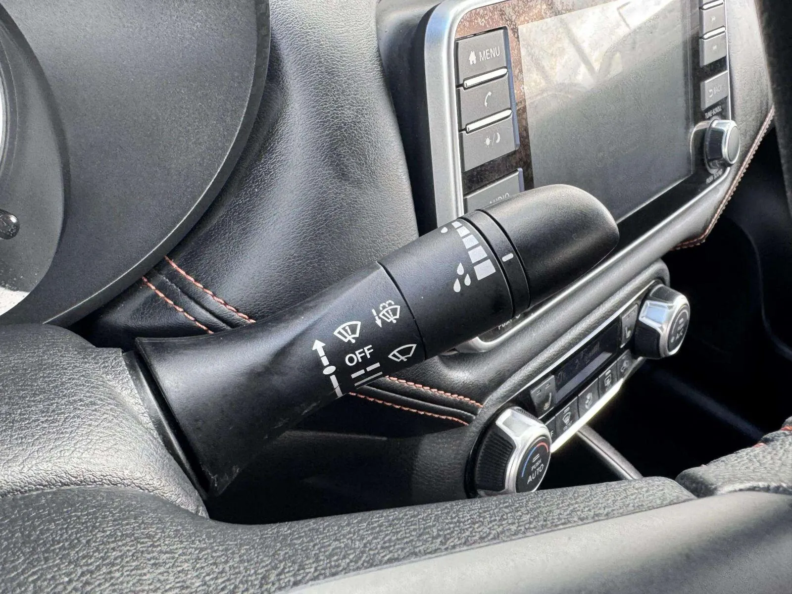 Nissan Versa photo 21