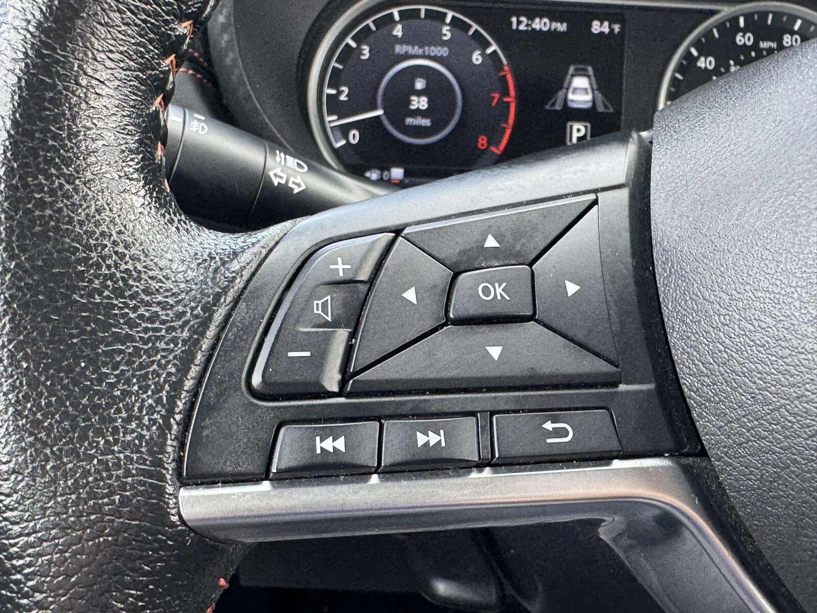 Nissan Versa photo 22