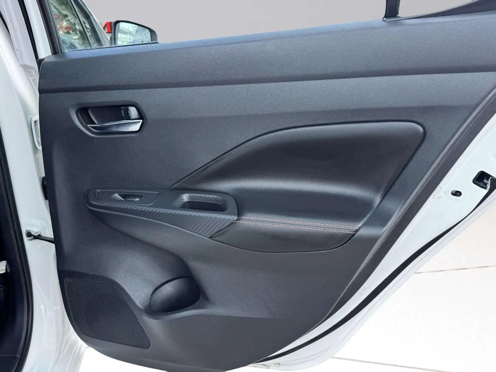 Nissan Versa photo 35