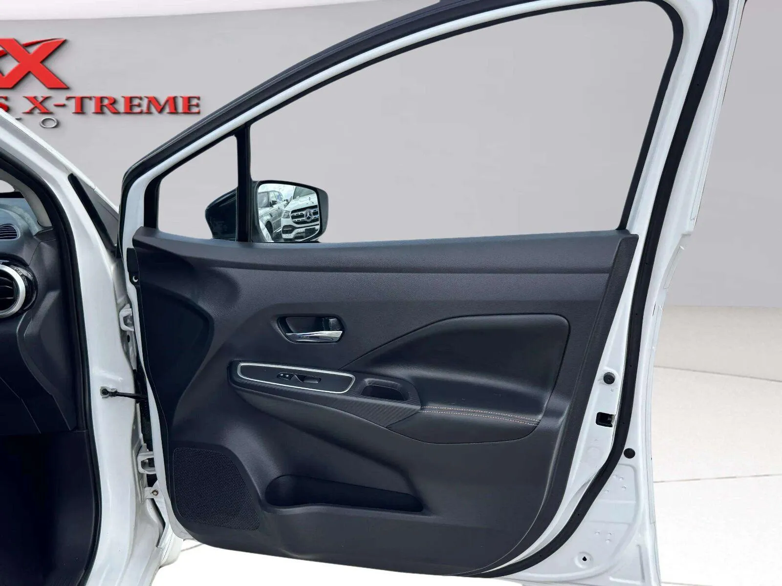 Nissan Versa photo 42