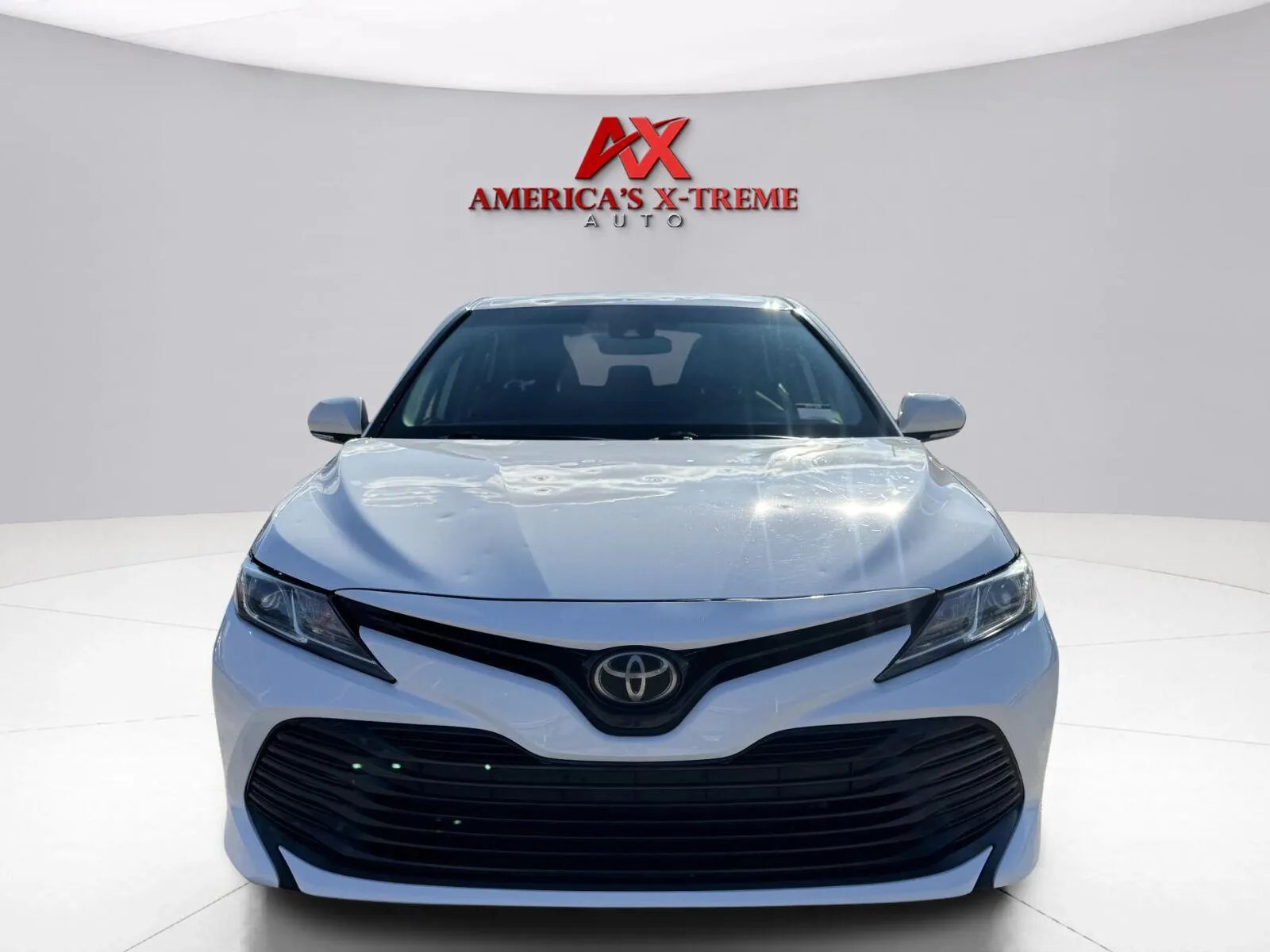 Toyota Camry photo 9