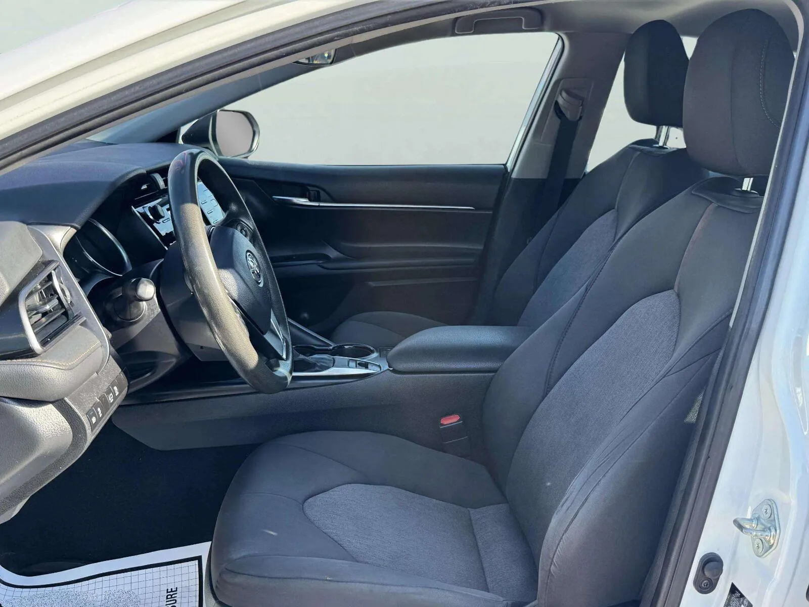 Toyota Camry photo 16