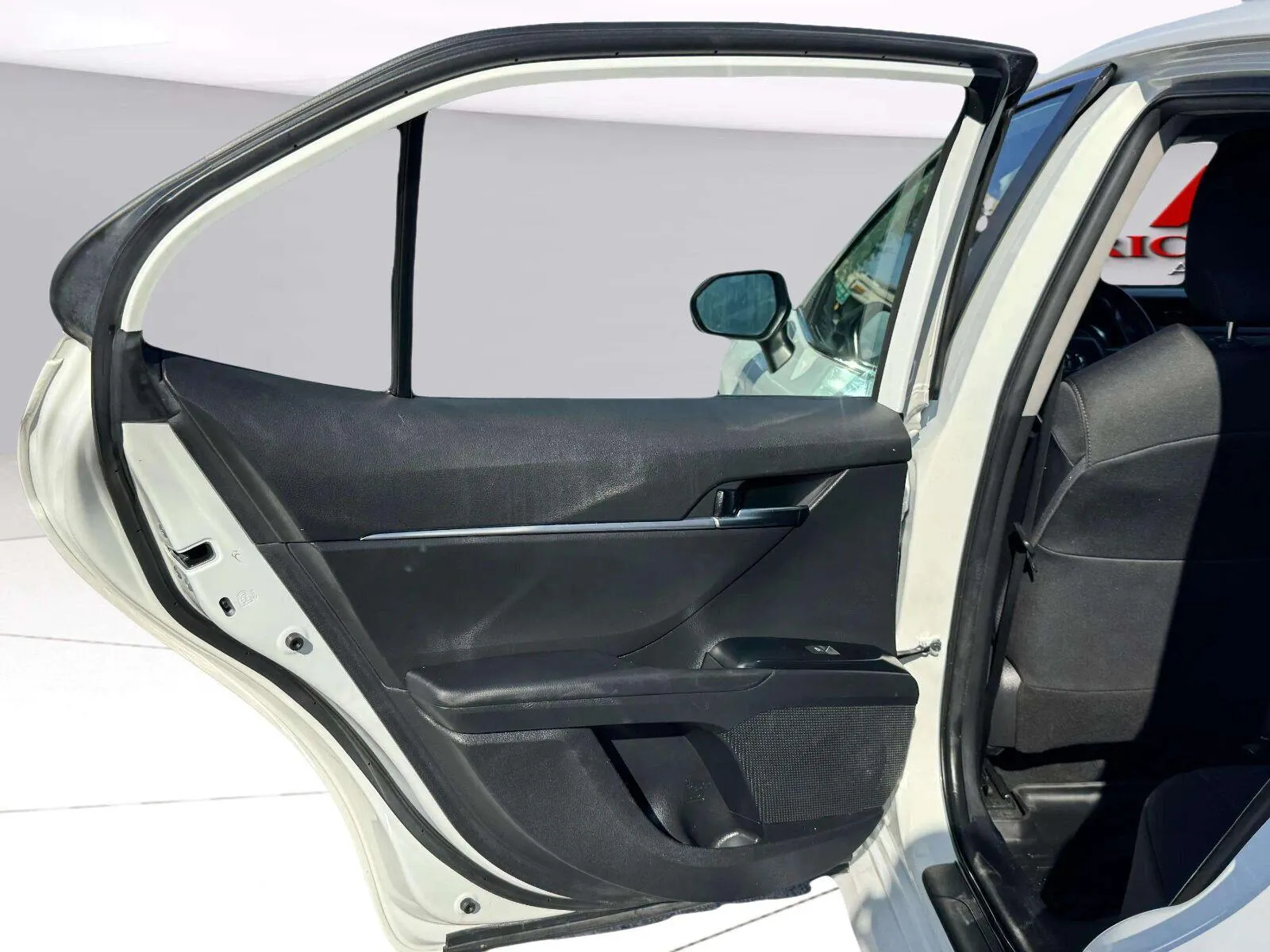 Toyota Camry photo 30