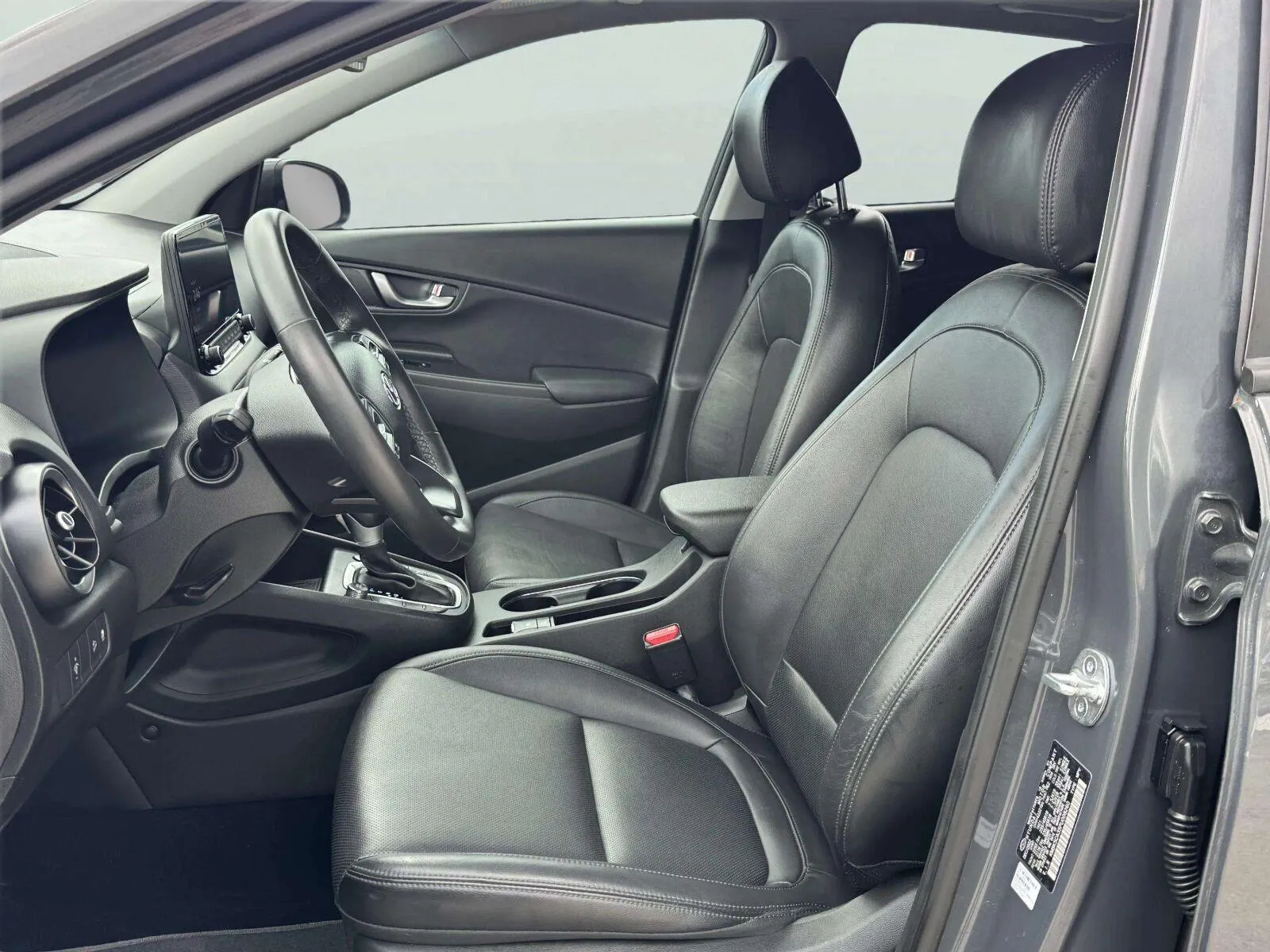 Hyundai Kona photo 16