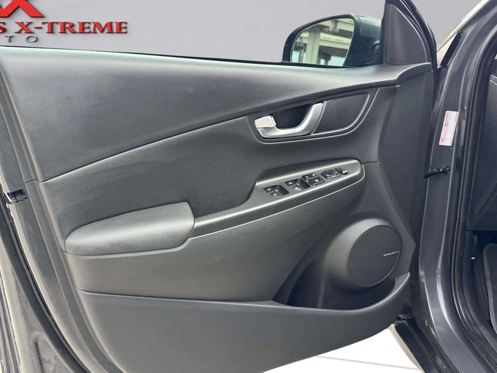 Hyundai Kona photo 18