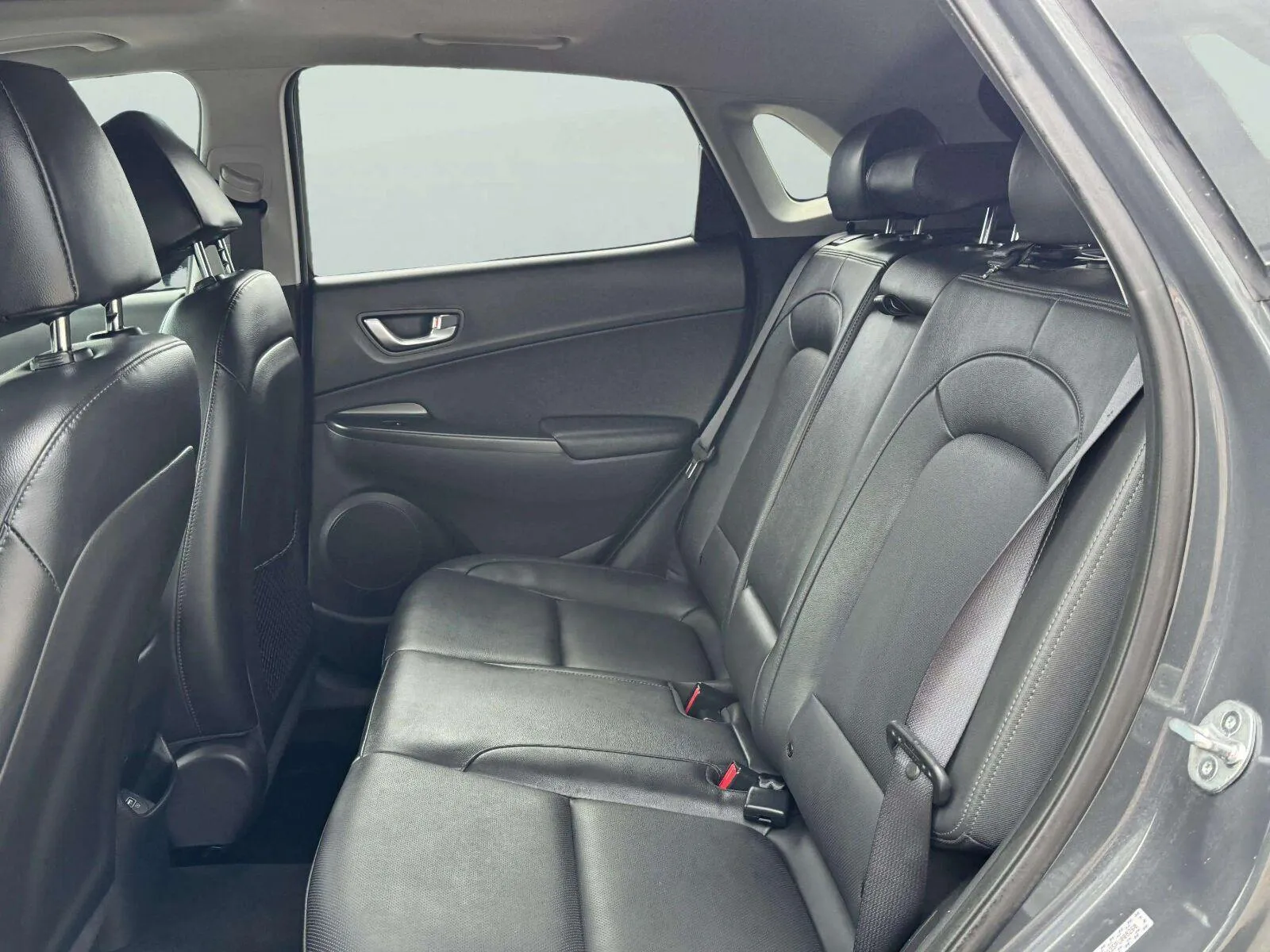 Hyundai Kona photo 30