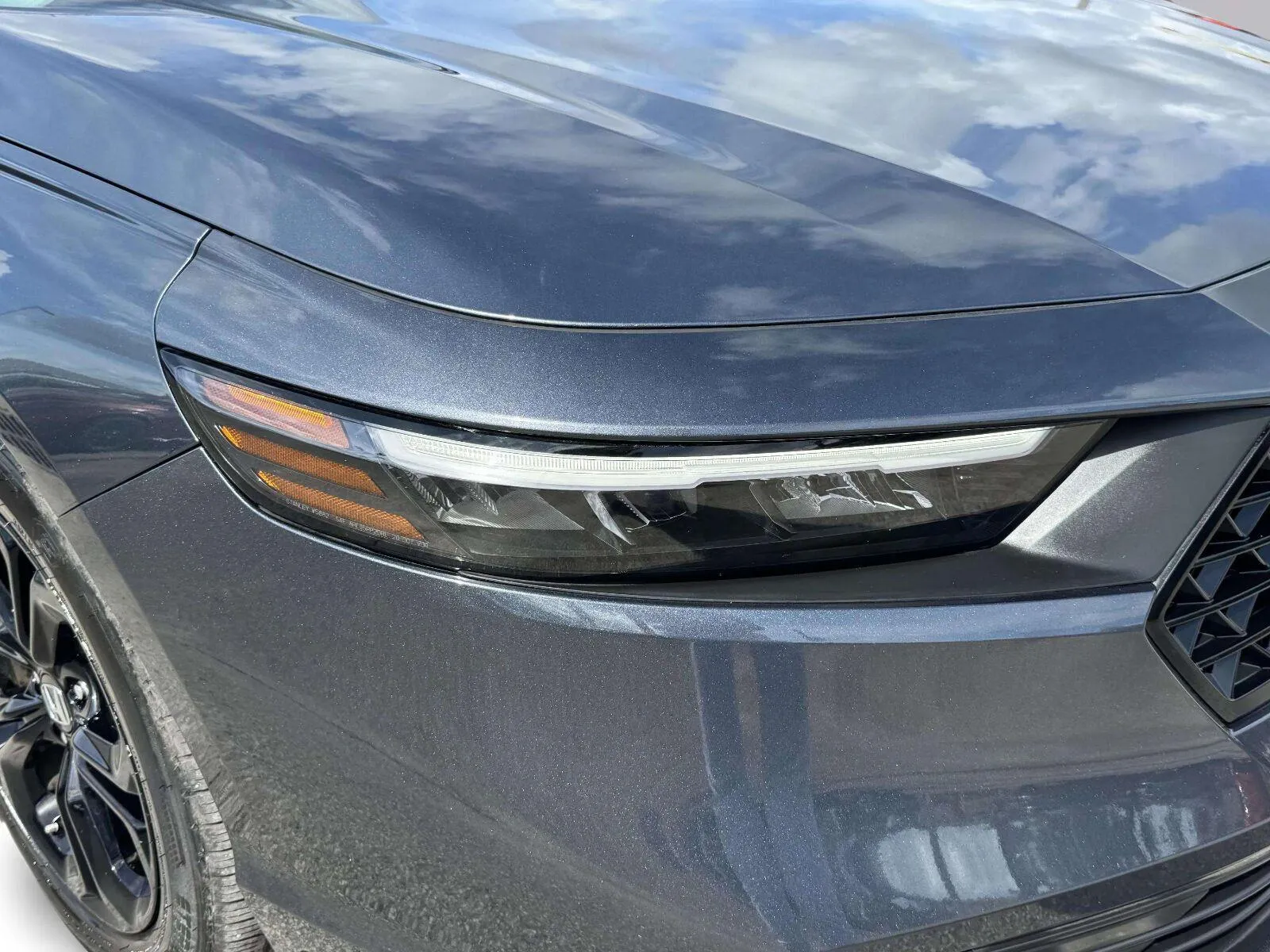 Honda Accord photo 11