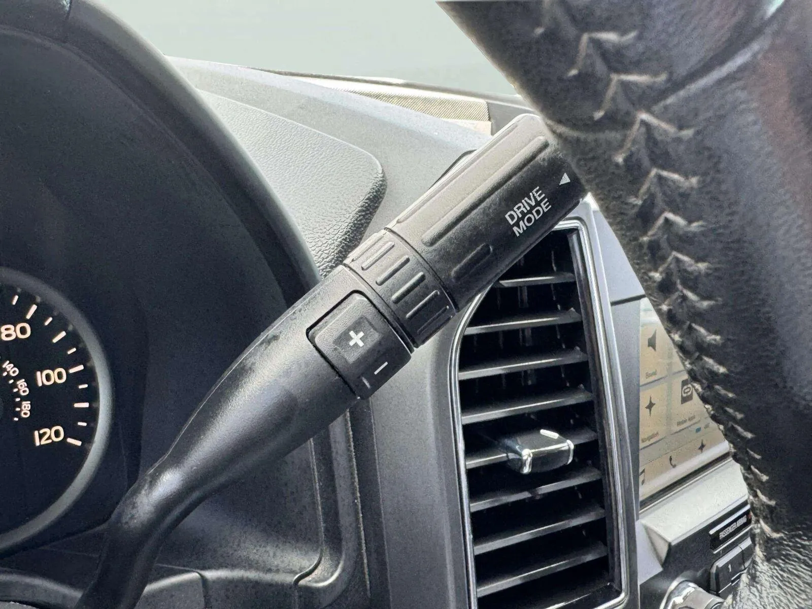 Ford F-150 photo 15