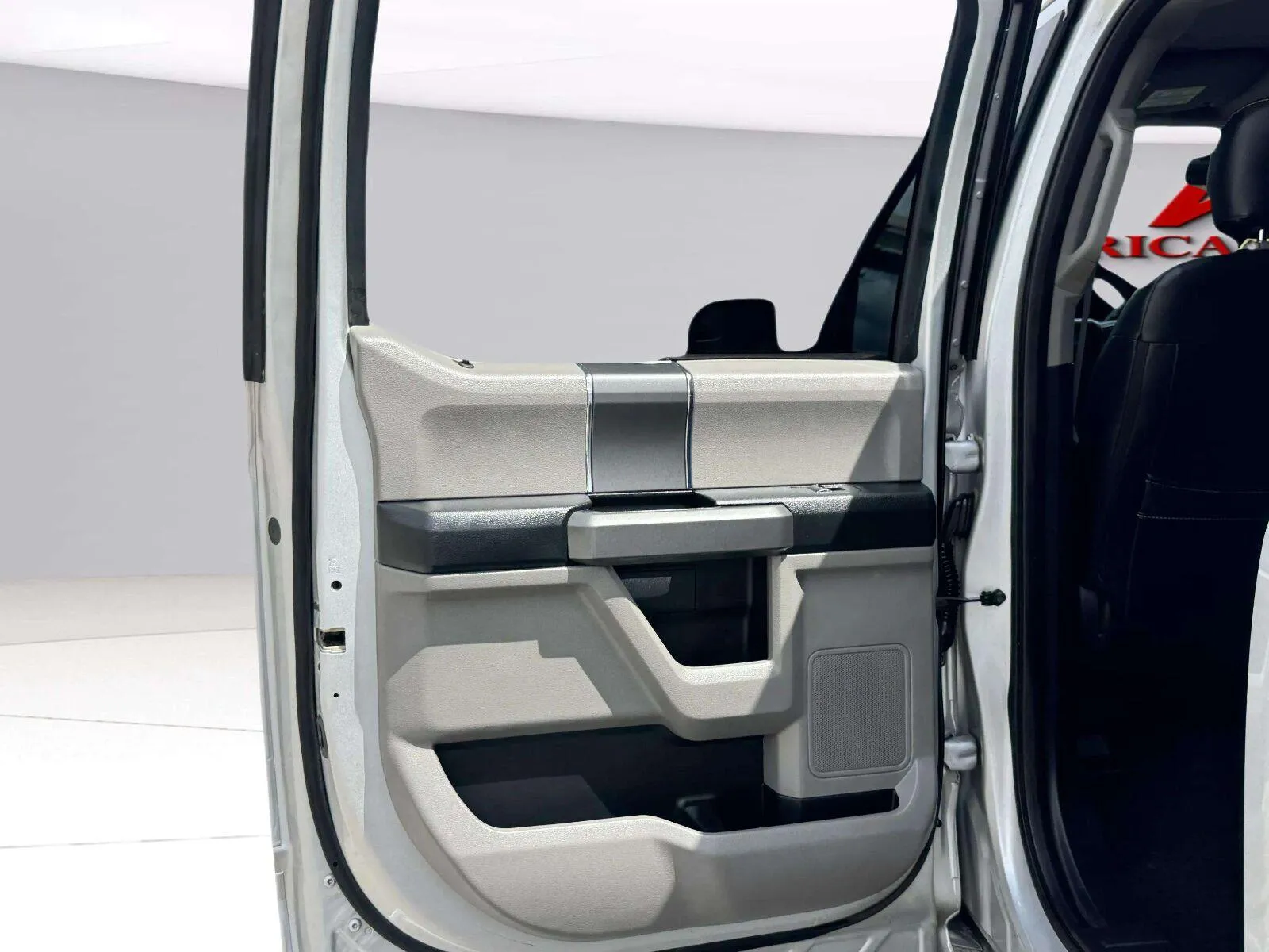 Ford F-150 photo 23