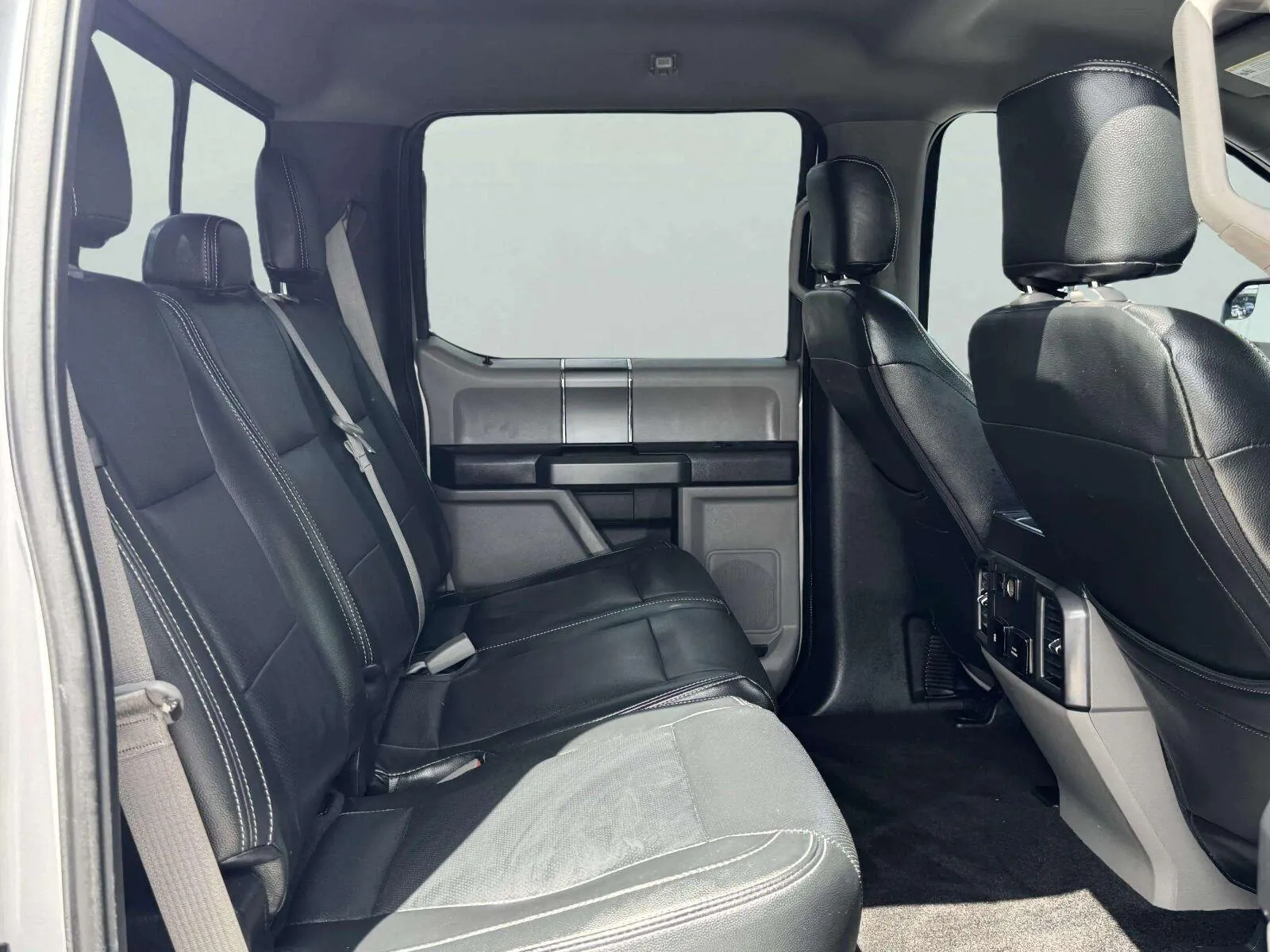Ford F-150 photo 26
