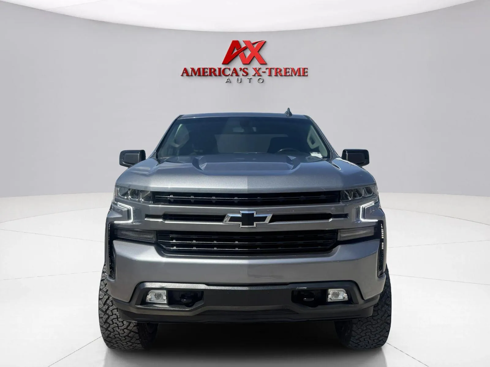 Chevrolet Silverado photo 9