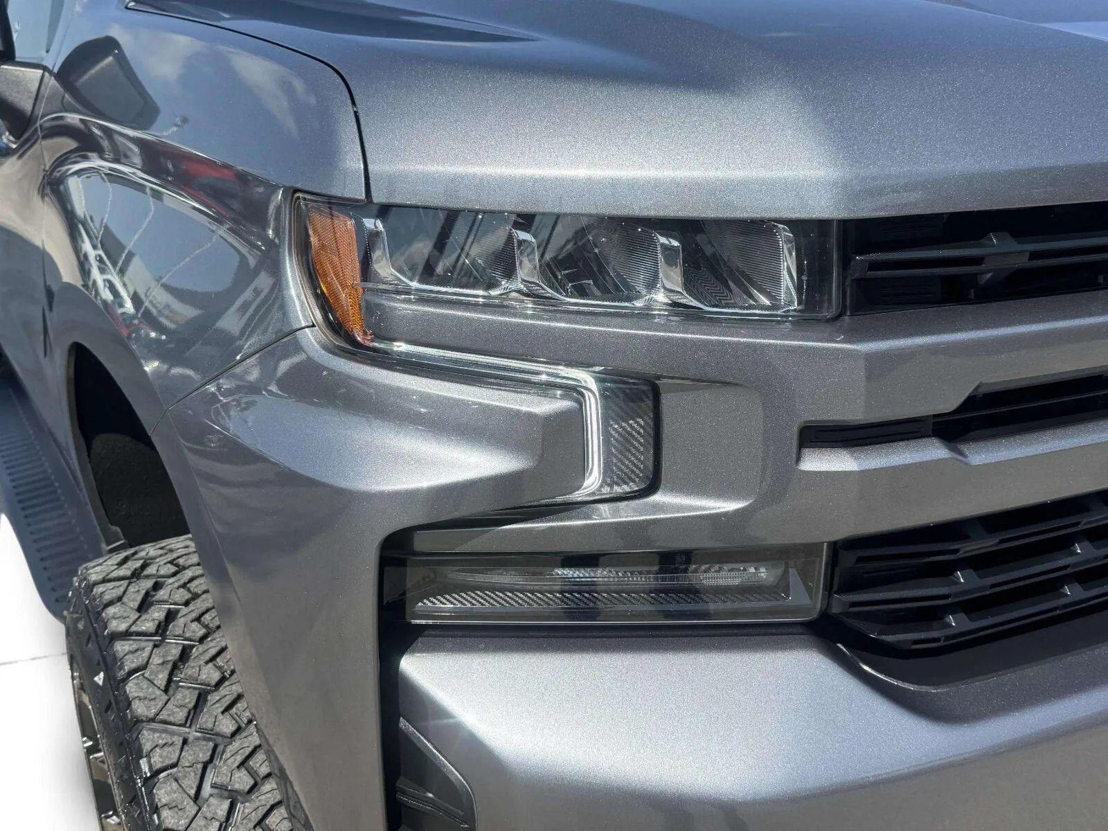 Chevrolet Silverado photo 11