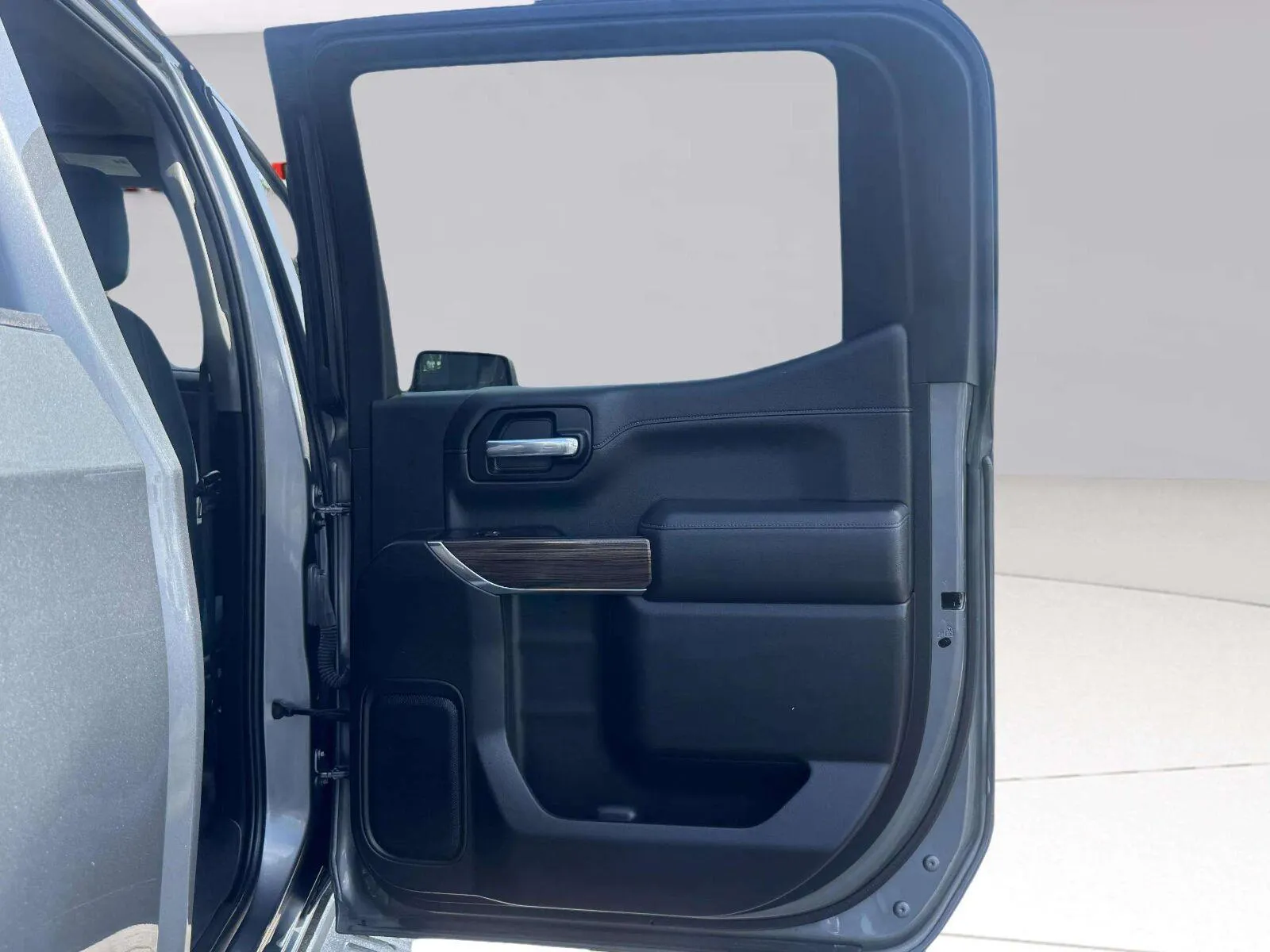 Chevrolet Silverado photo 41