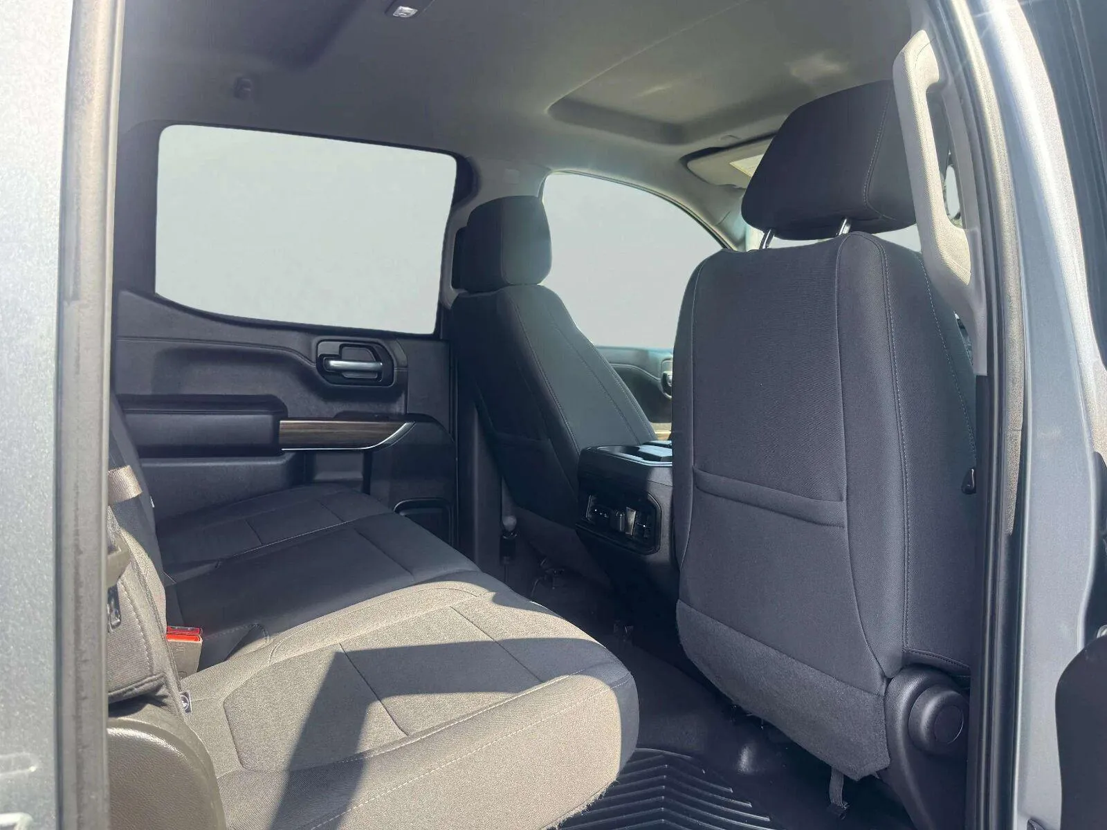 Chevrolet Silverado photo 45