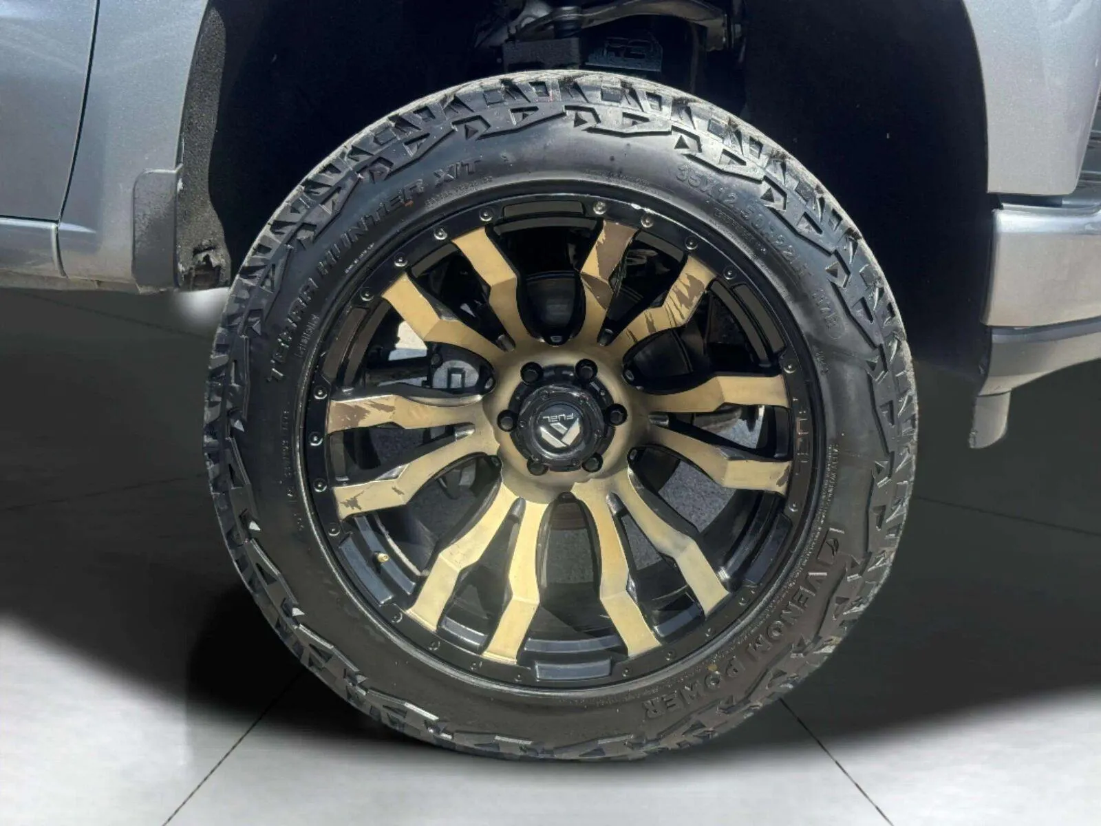 Chevrolet Silverado photo 60