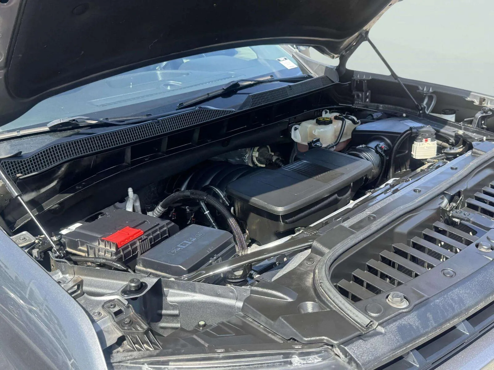 Chevrolet Silverado photo 63