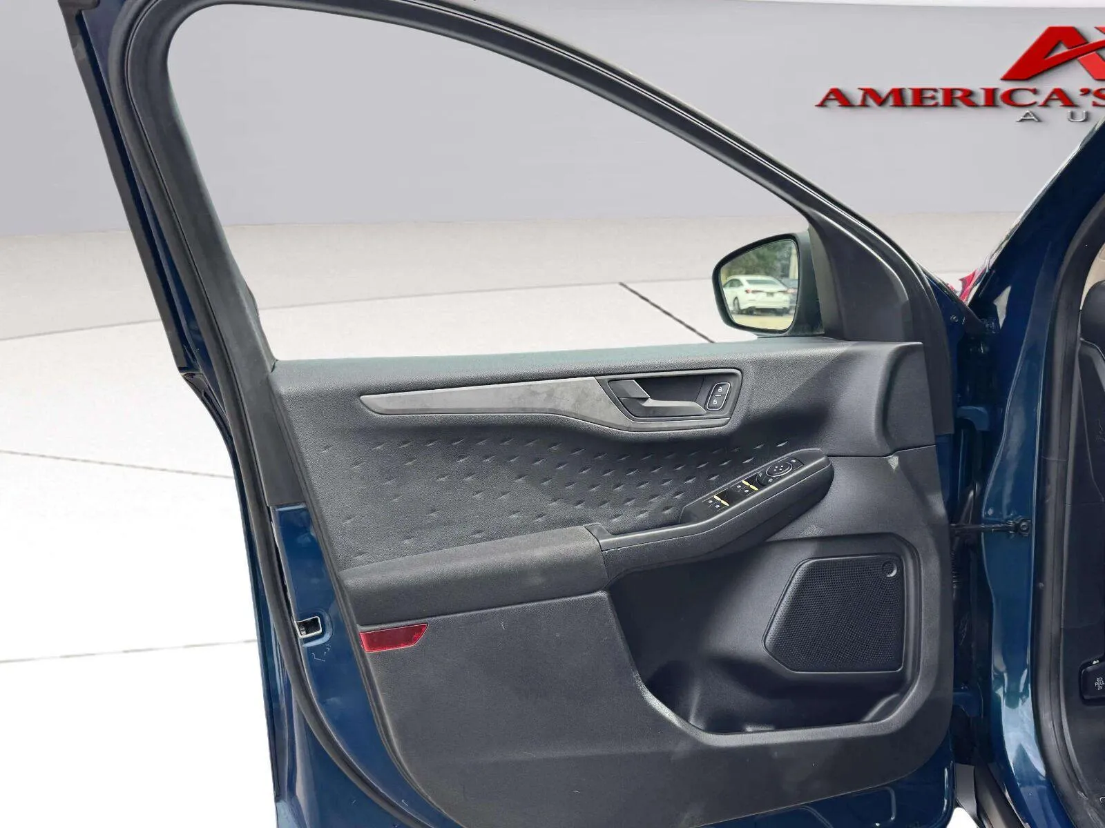 Ford Escape photo 17
