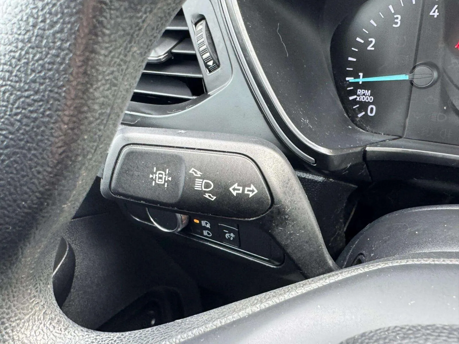 Ford Escape photo 21