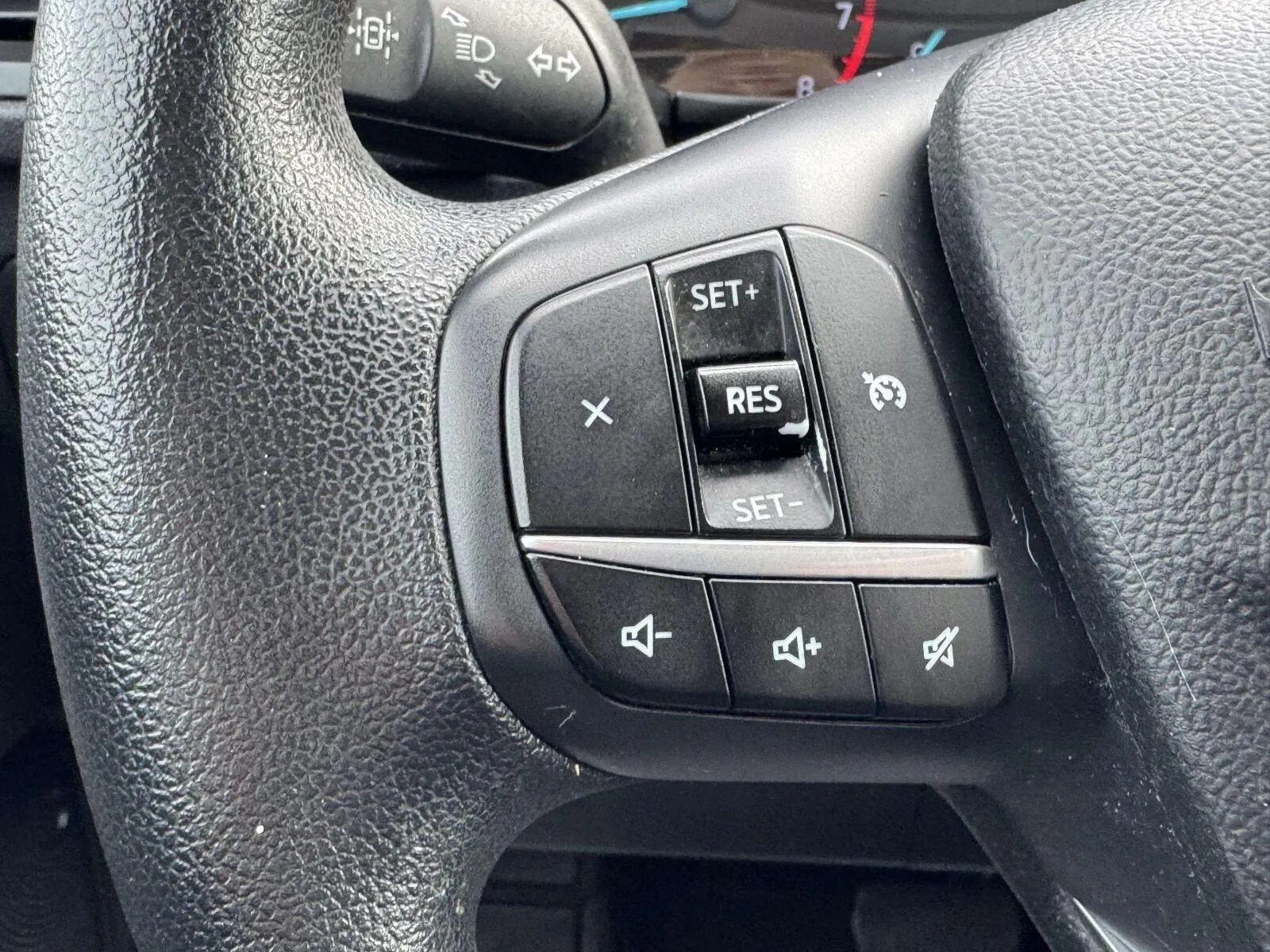 Ford Escape photo 23
