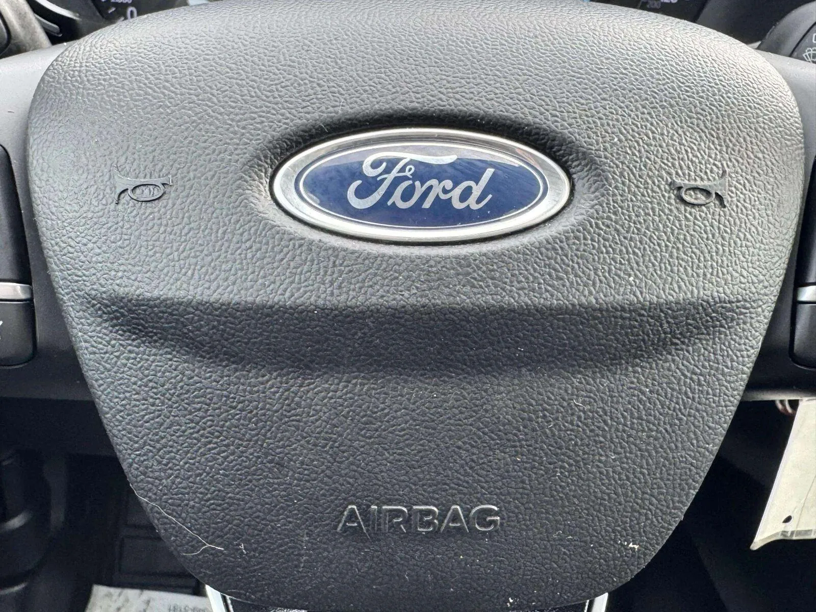 Ford Escape photo 24