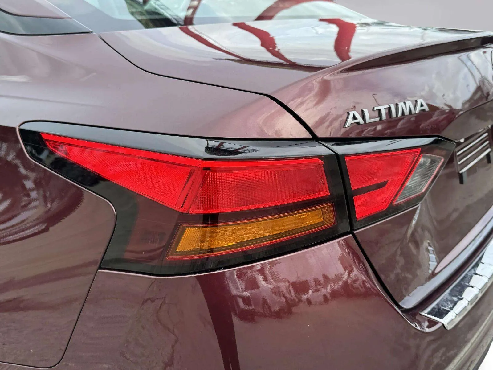 Nissan Altima photo 13