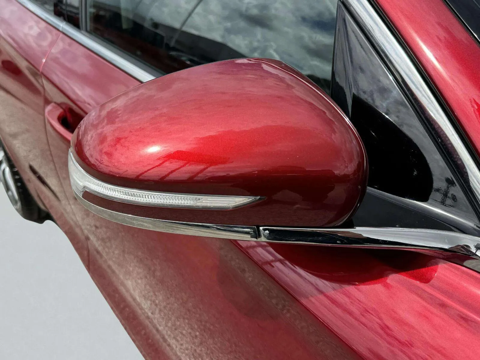 Genesis G70 photo 10