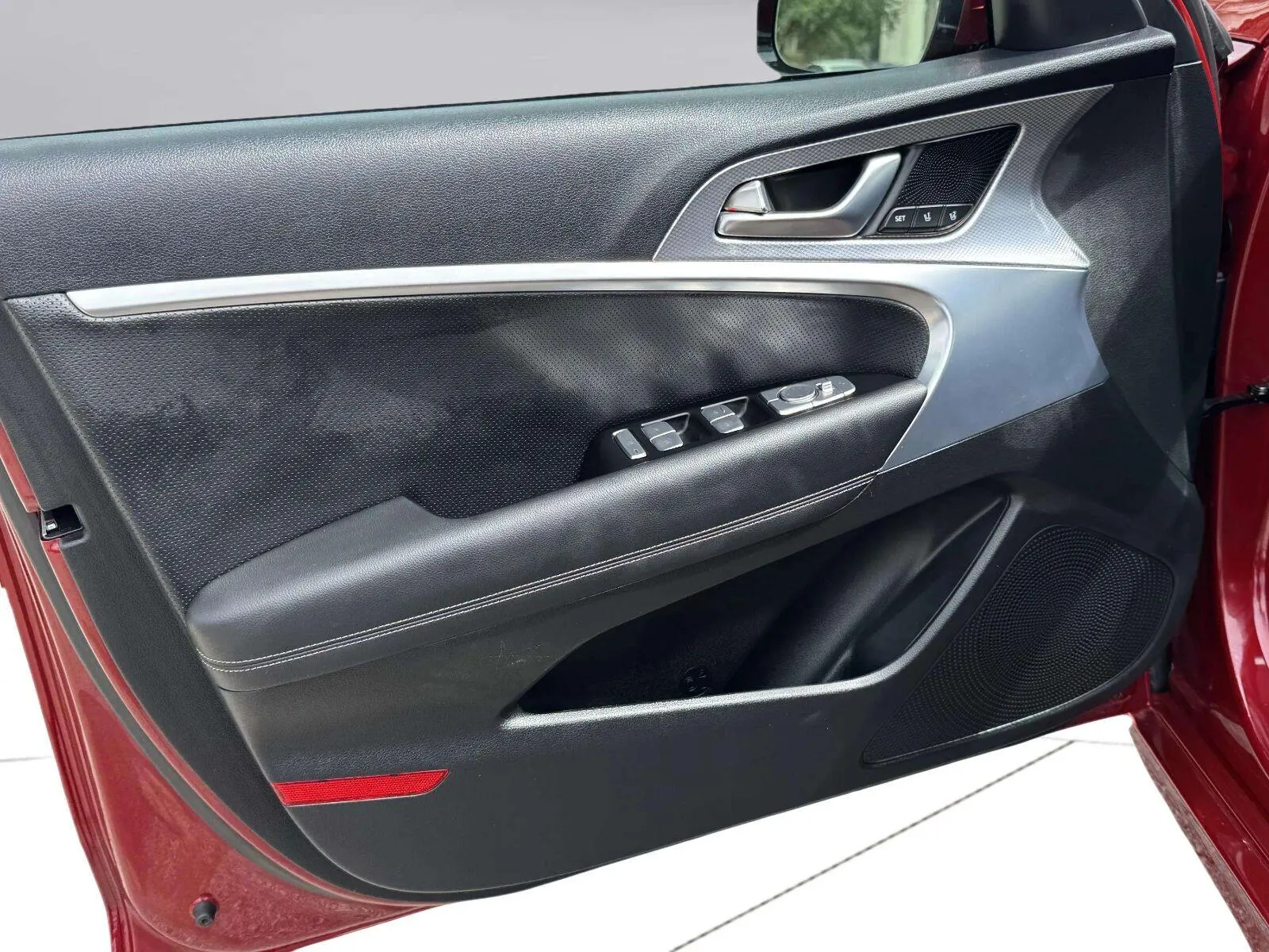 Genesis G70 photo 15
