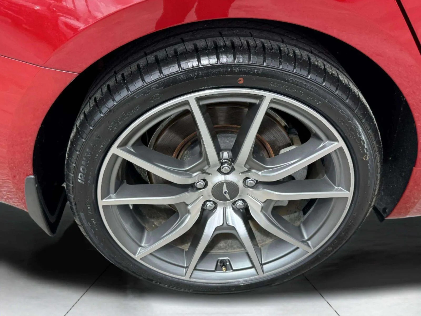 Genesis G70 photo 48