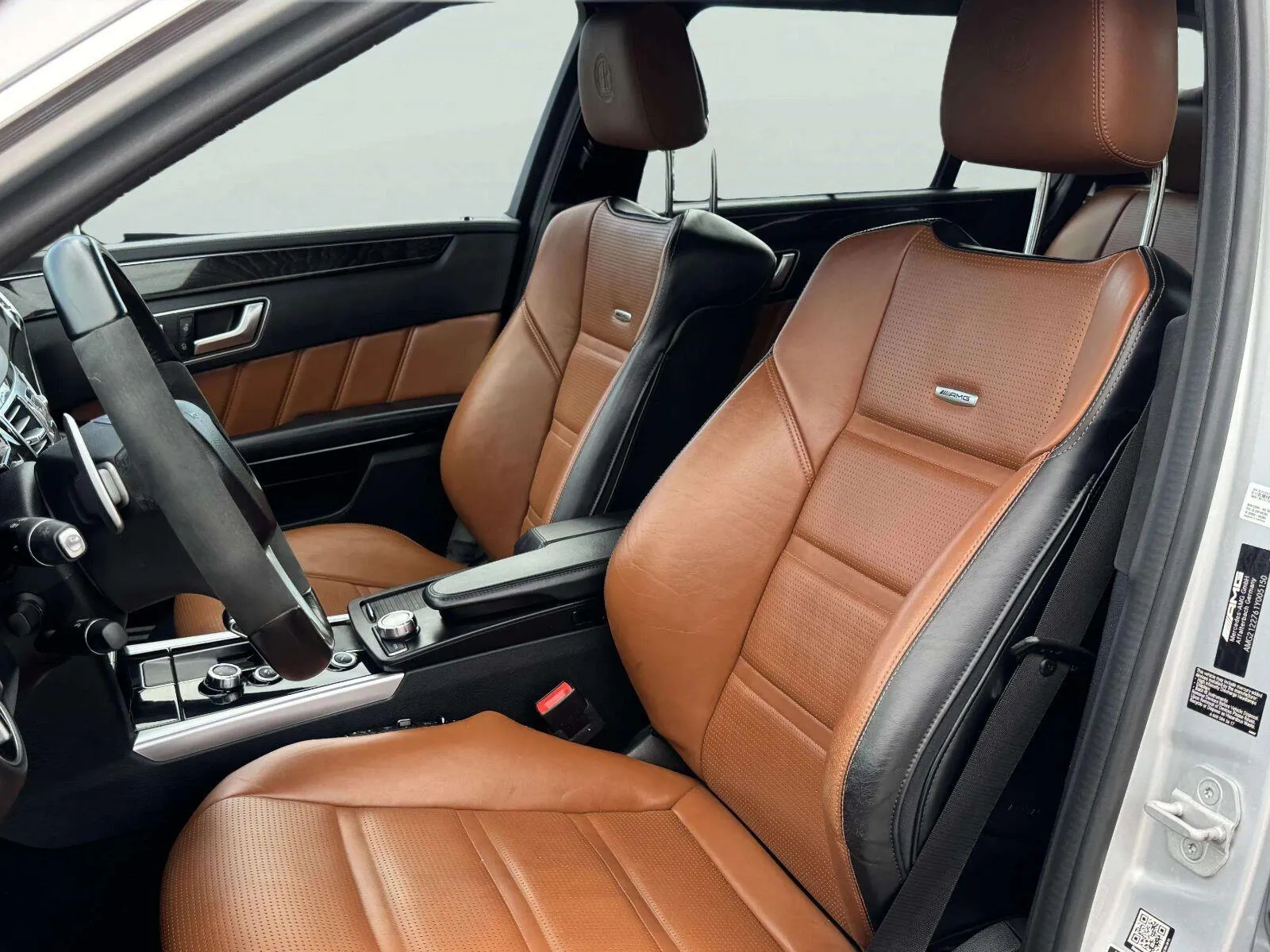 Mercedes-Benz E-Class photo 20