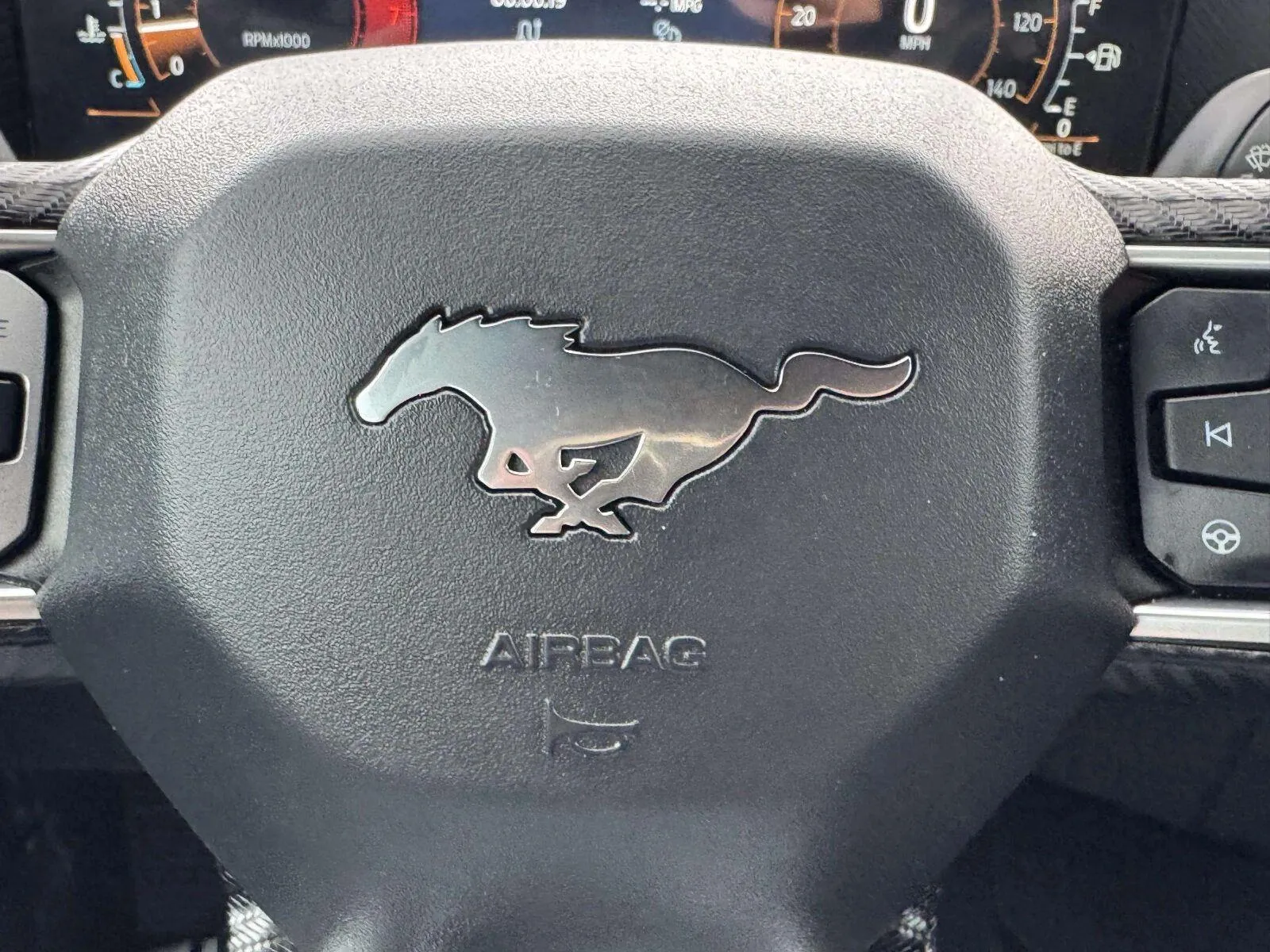 Ford Mustang photo 20