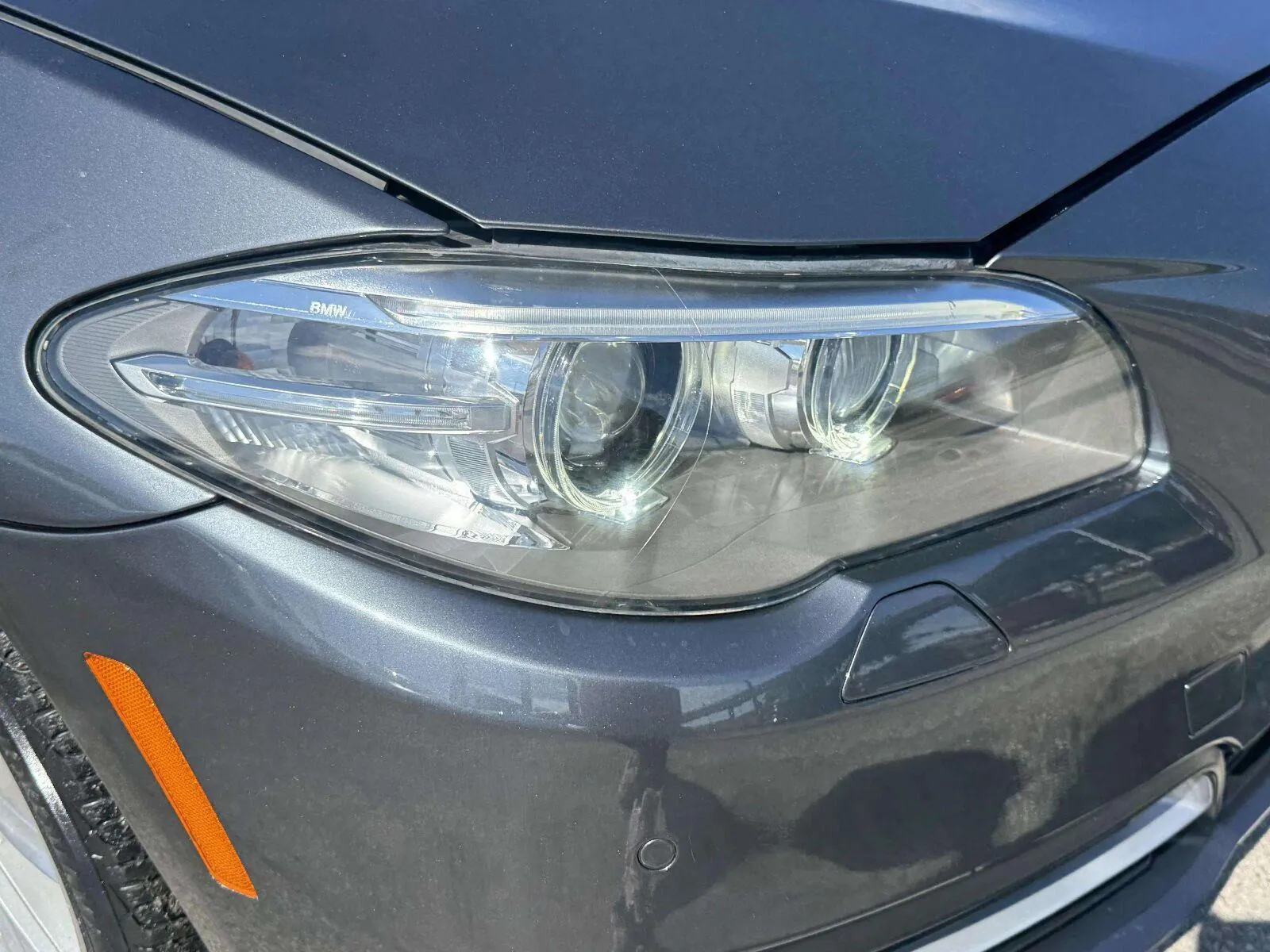 BMW 5 Series photo 11