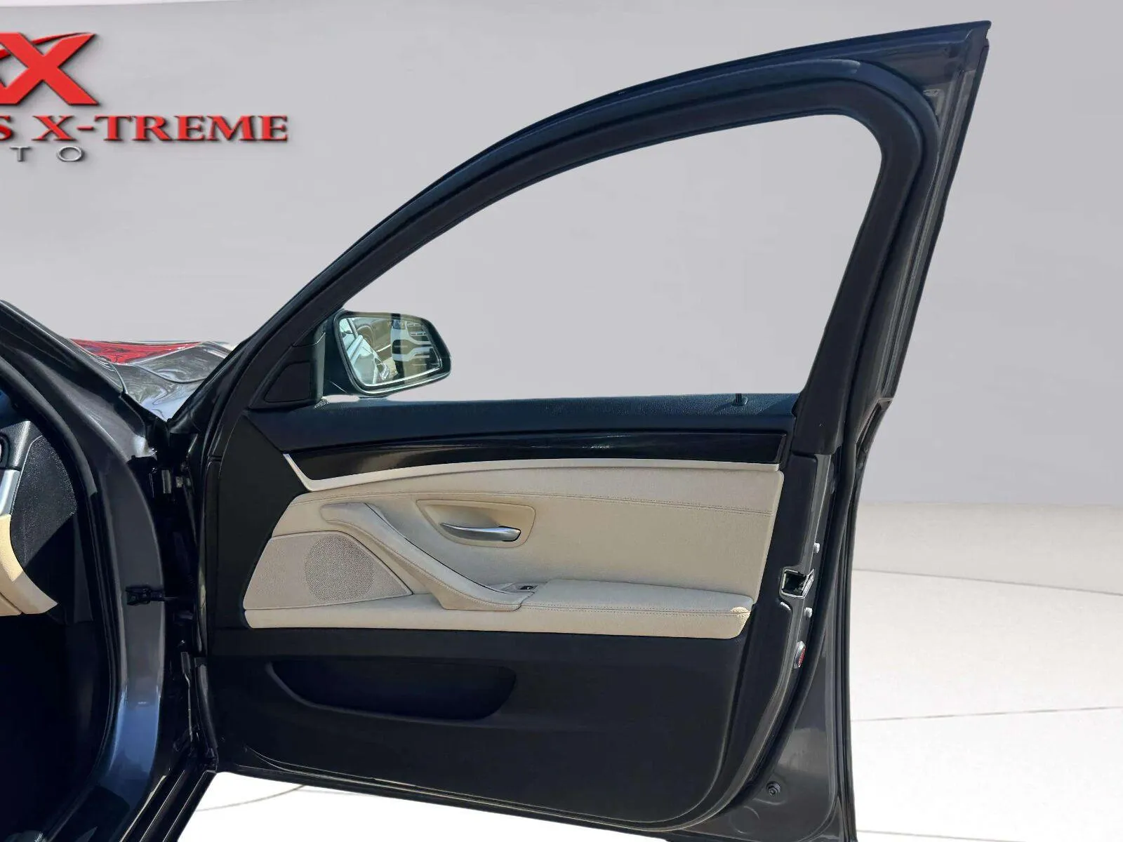 BMW 5 Series photo 42