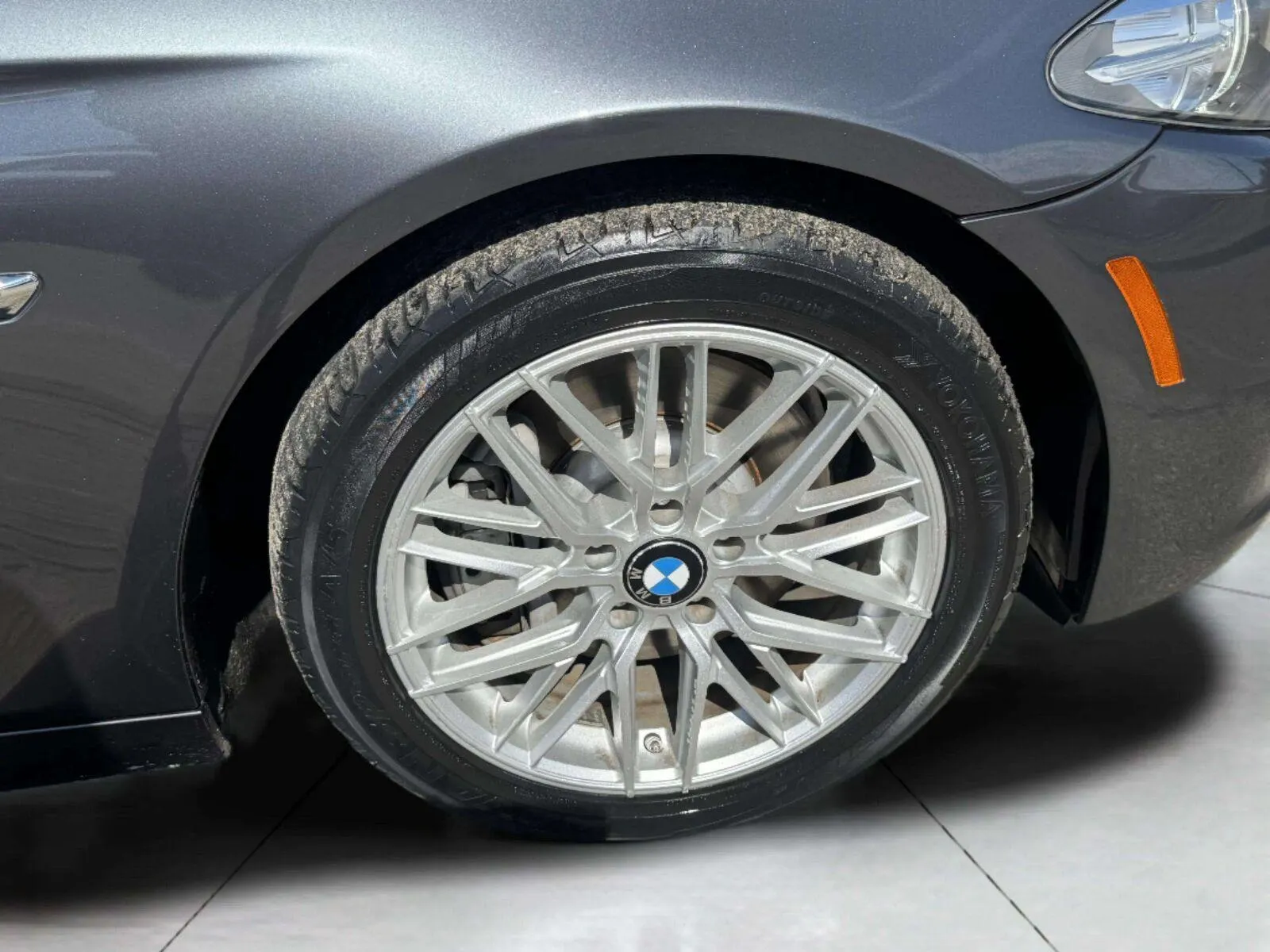 BMW 5 Series photo 49