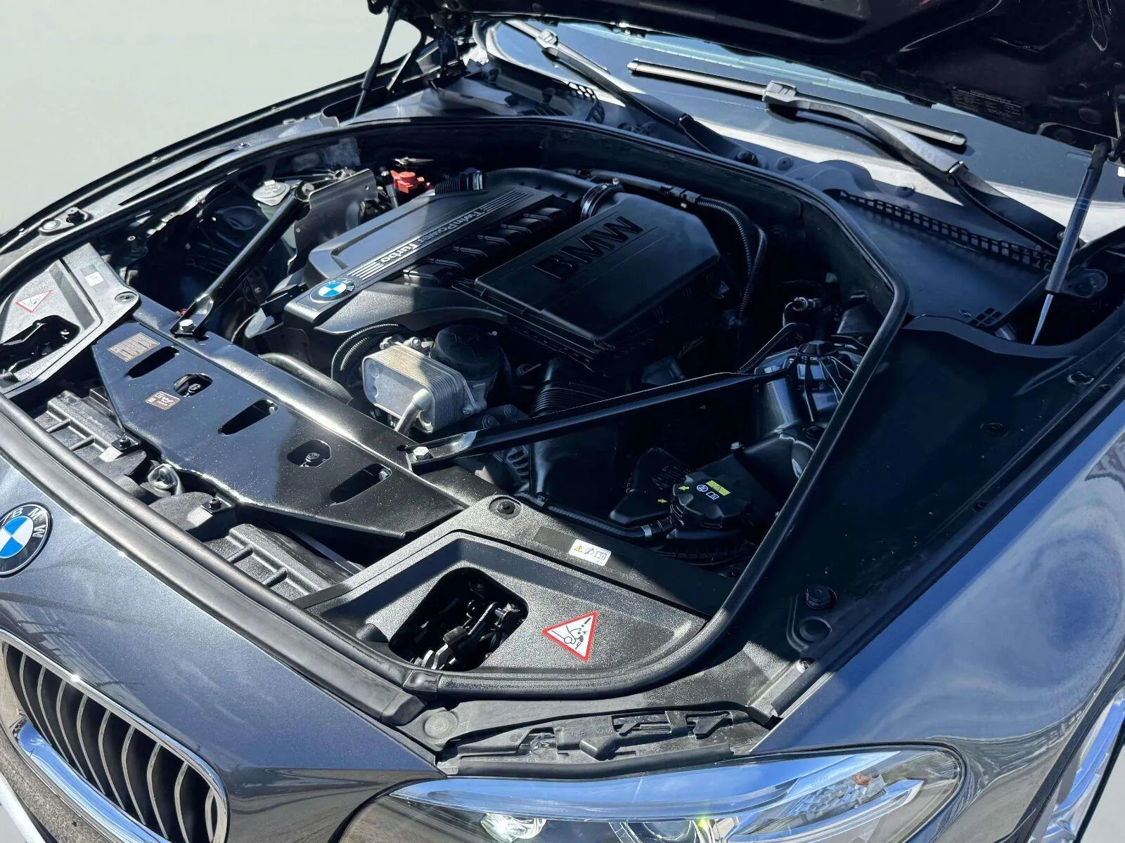 BMW 5 Series photo 51