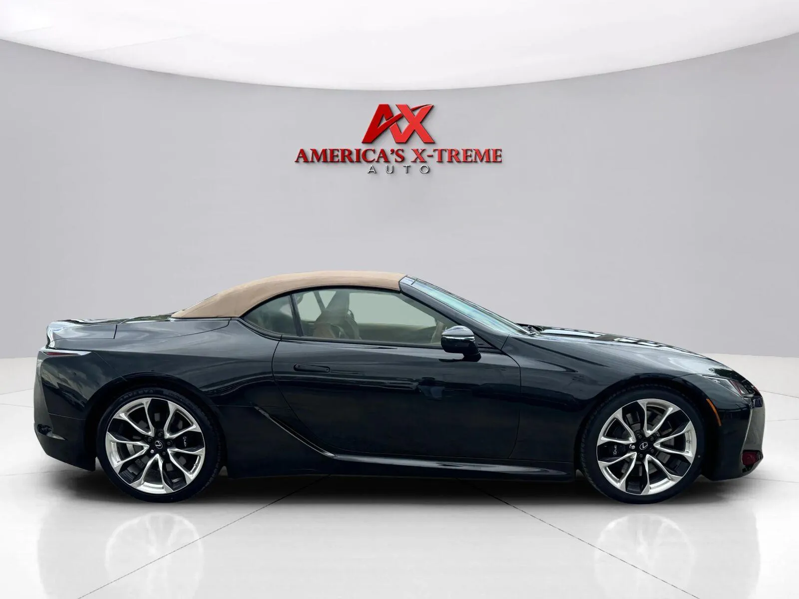 Lexus LC photo 7