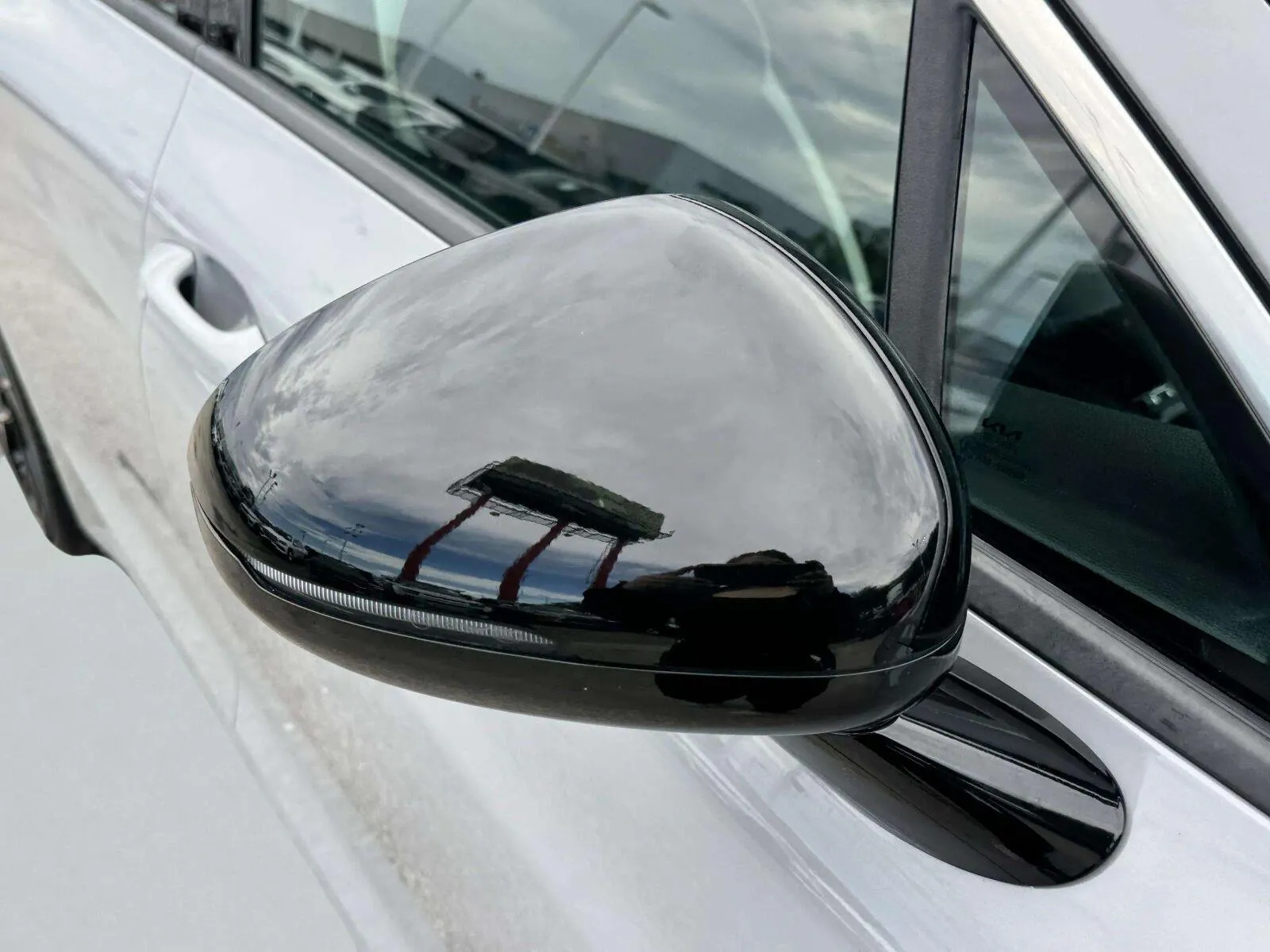 Kia K5 photo 10