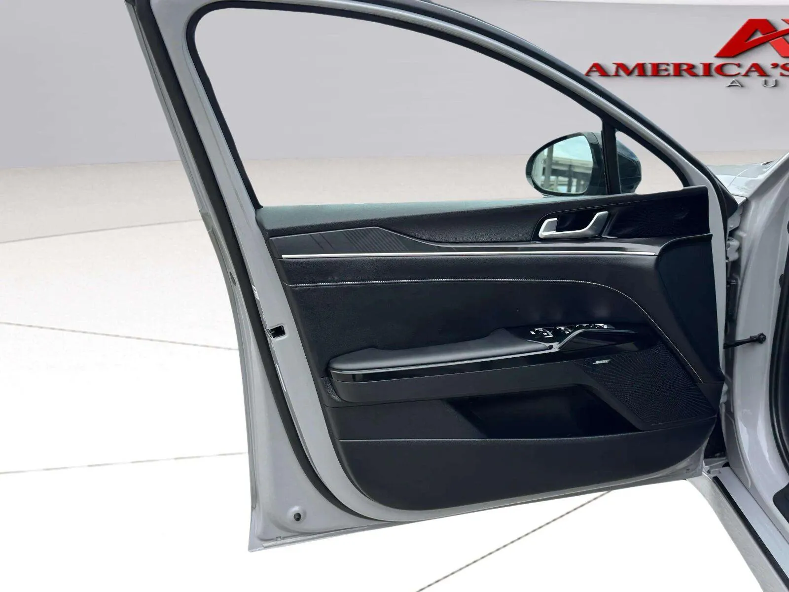 Kia K5 photo 17