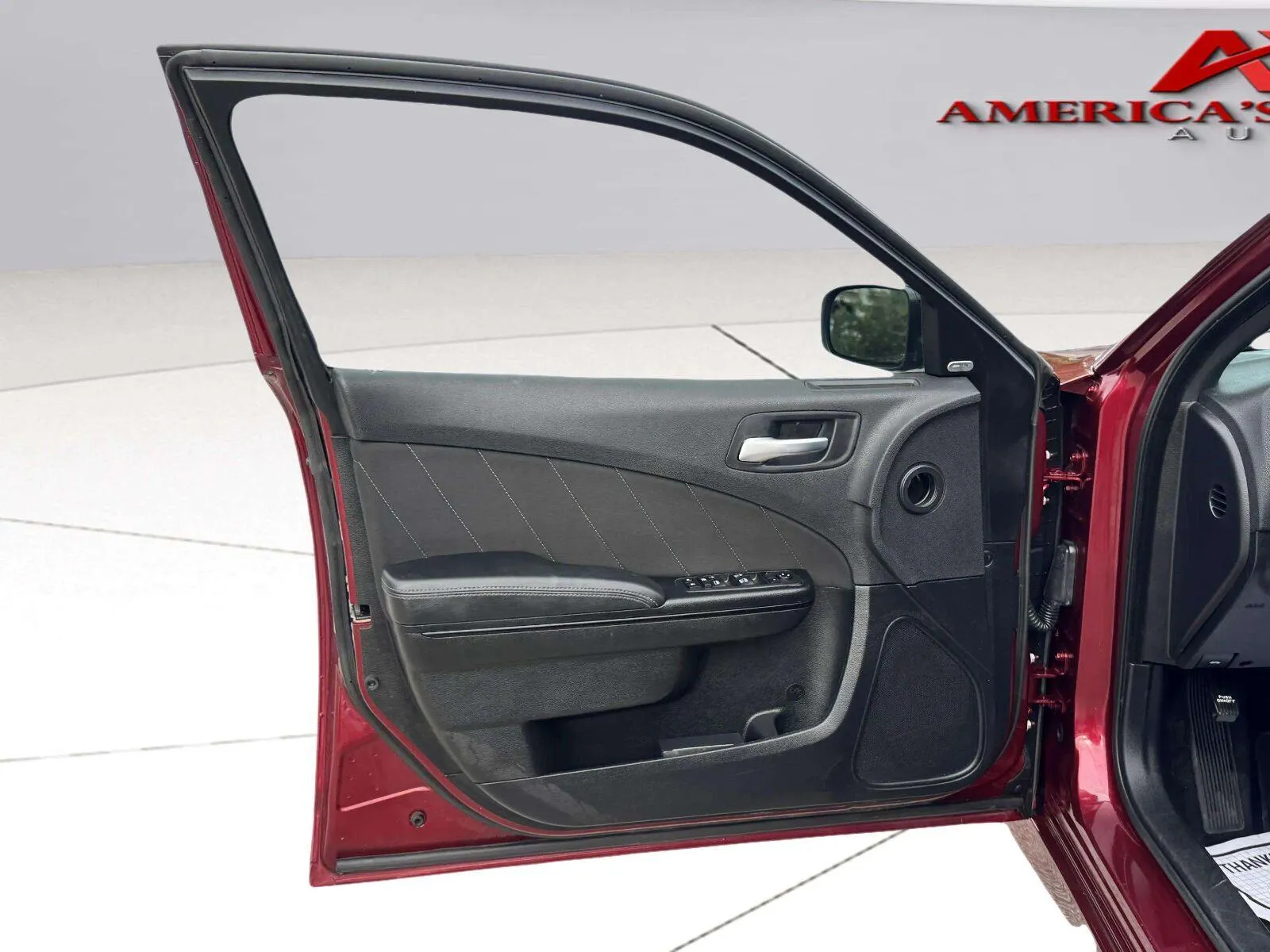 Dodge Charger photo 17