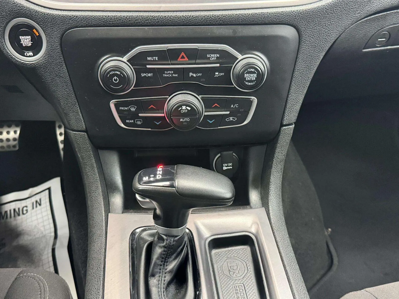 Dodge Charger photo 28