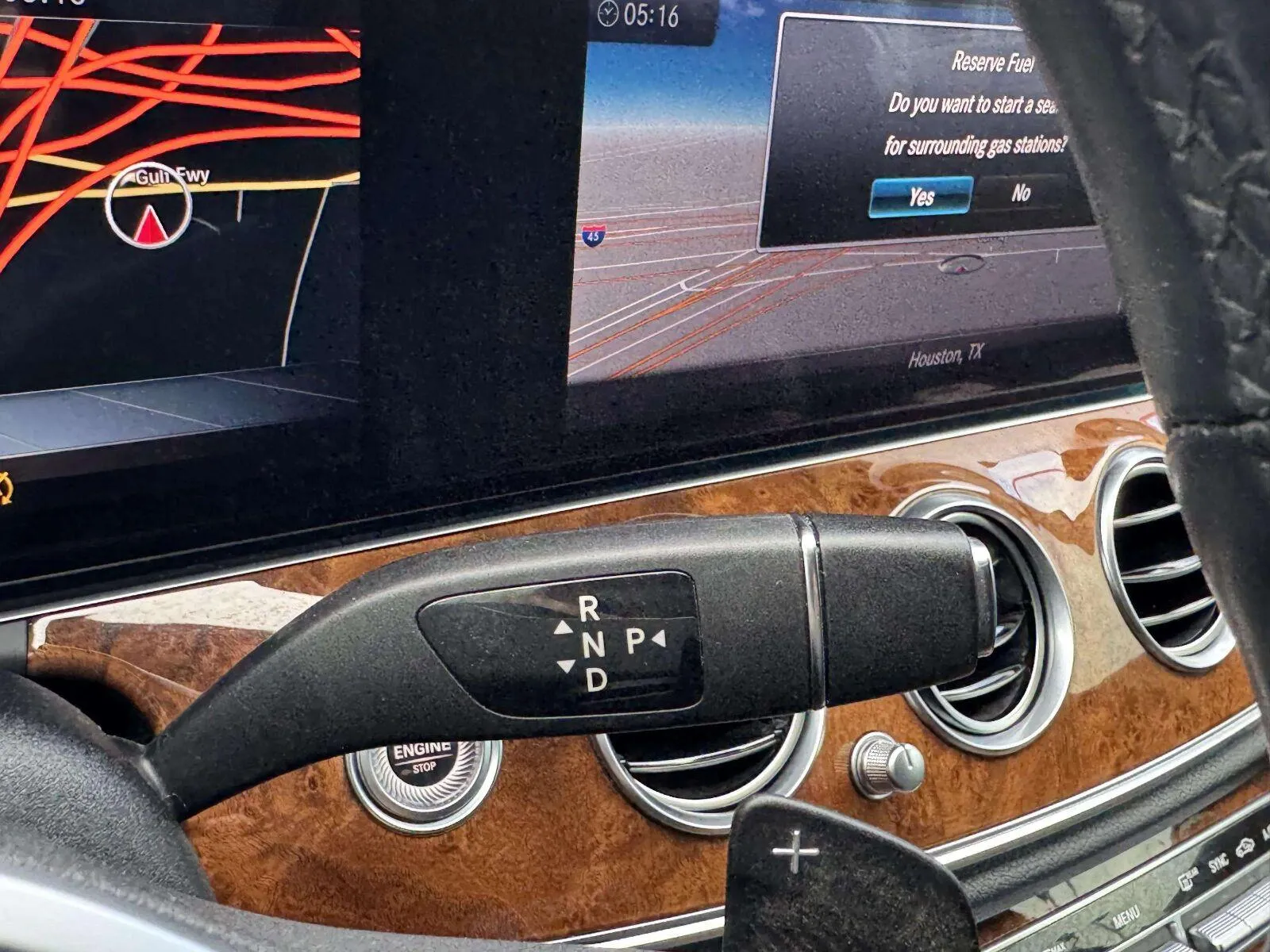 Mercedes-Benz E-Class photo 22