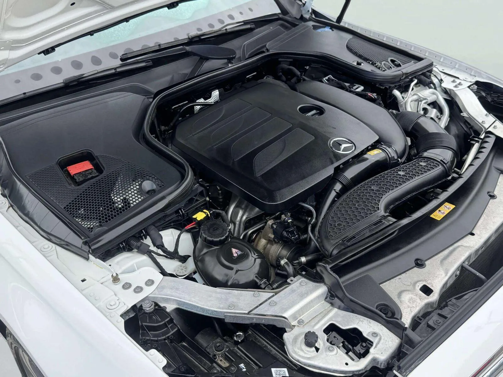 Mercedes-Benz E-Class photo 52