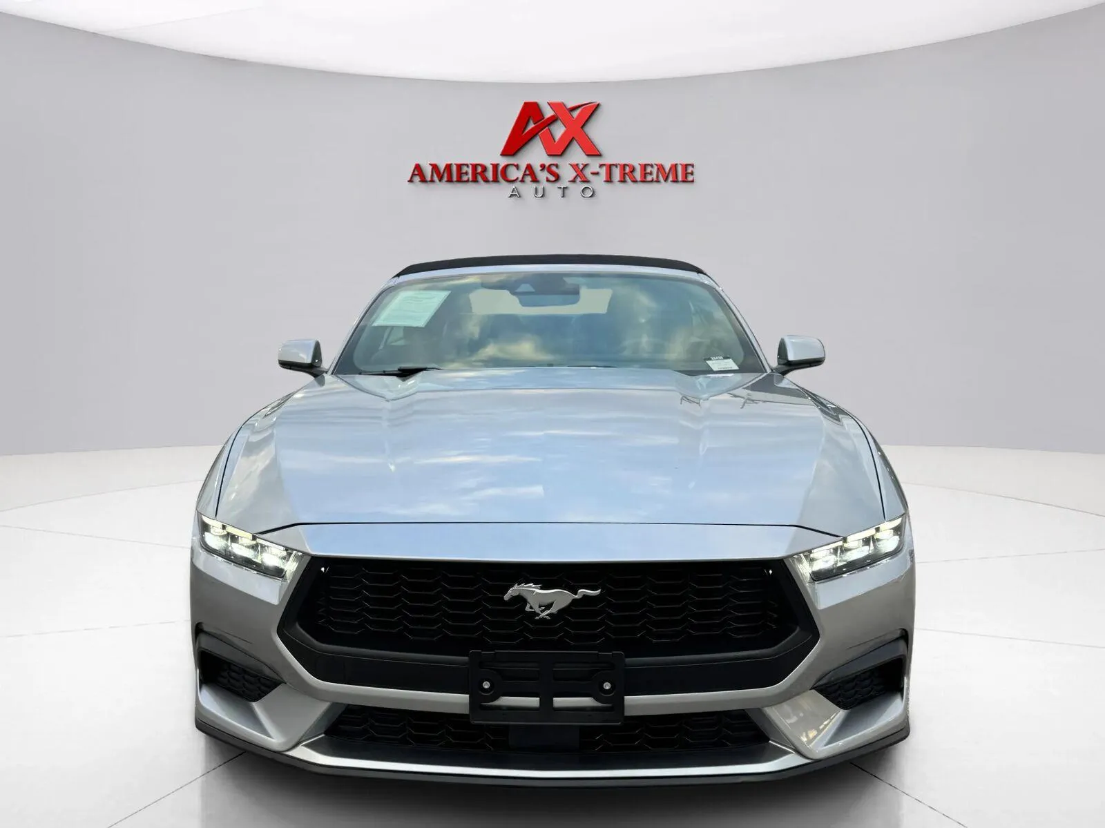 Ford Mustang photo 9