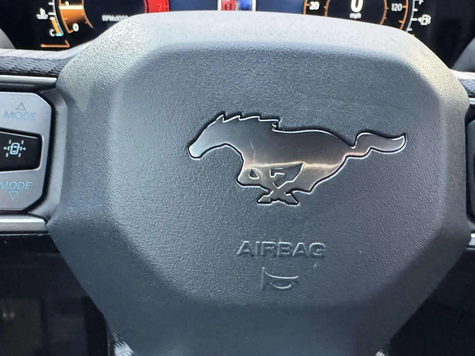 Ford Mustang photo 26