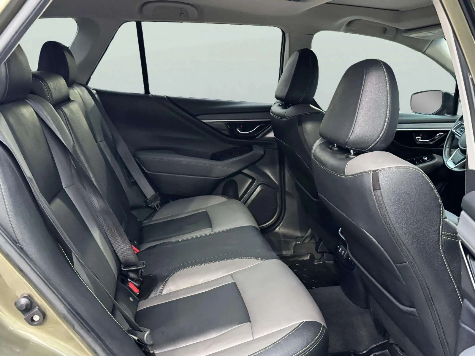 Subaru Outback photo 33