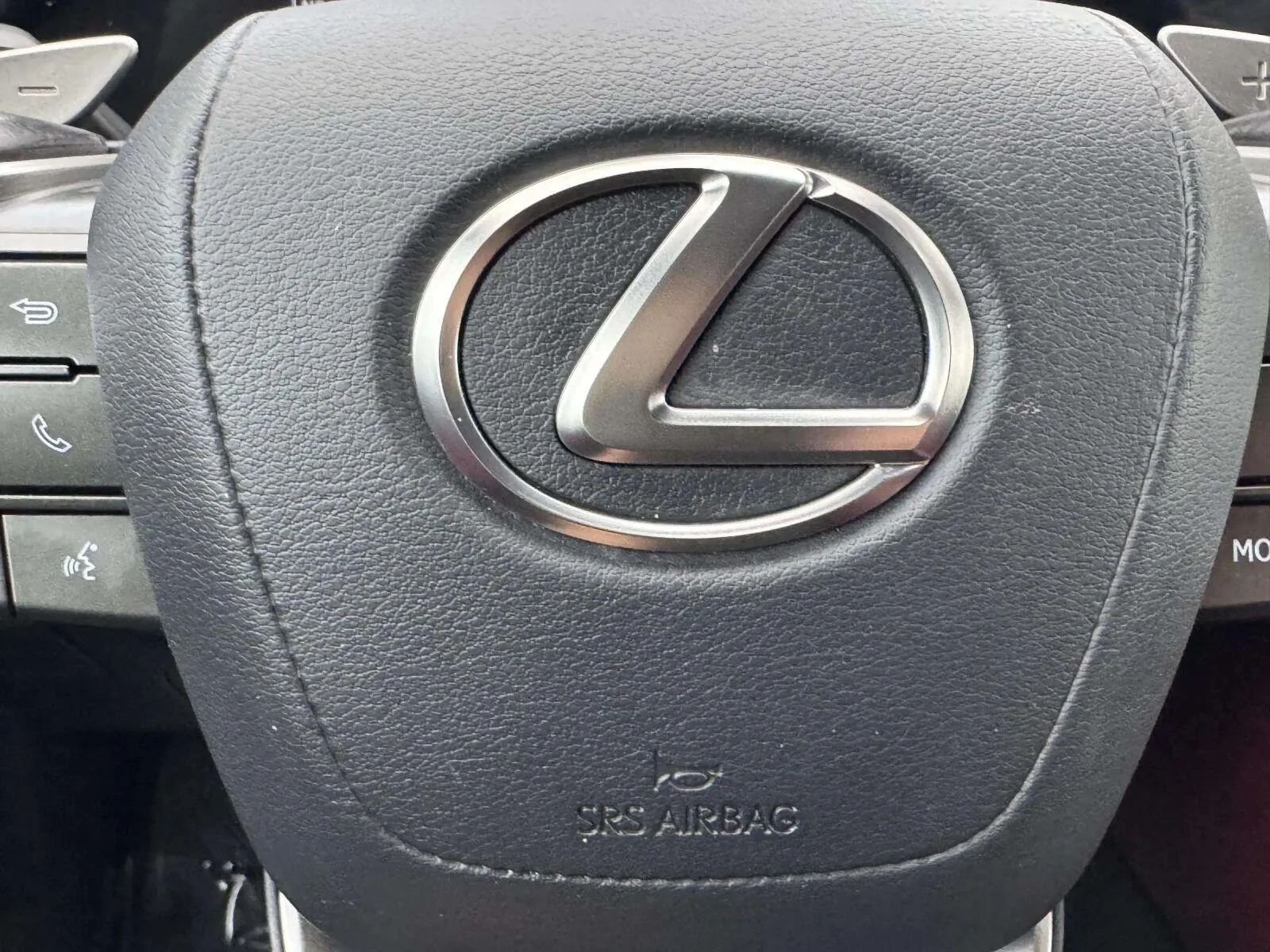 Lexus NX photo 24