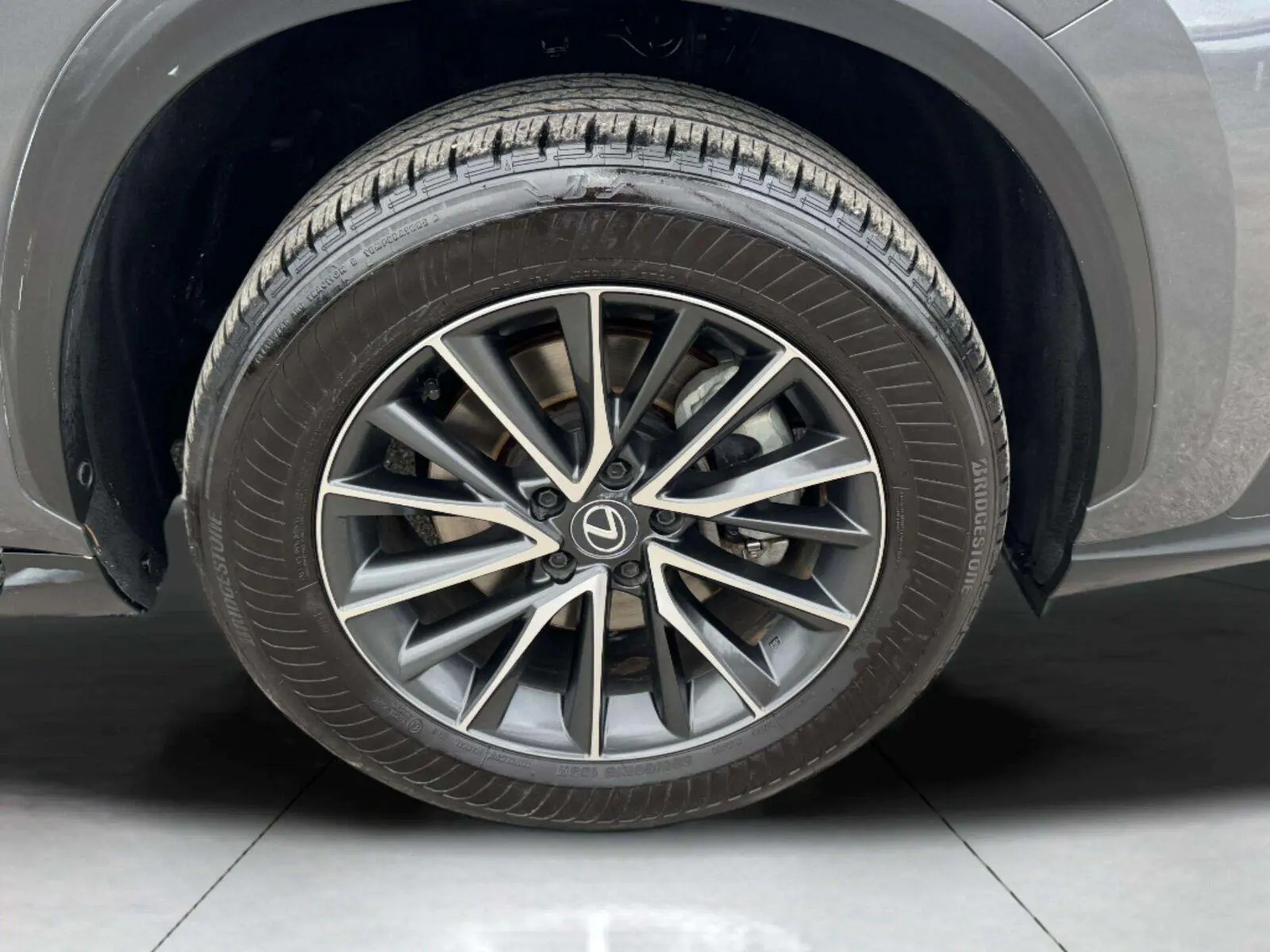 Lexus NX photo 50