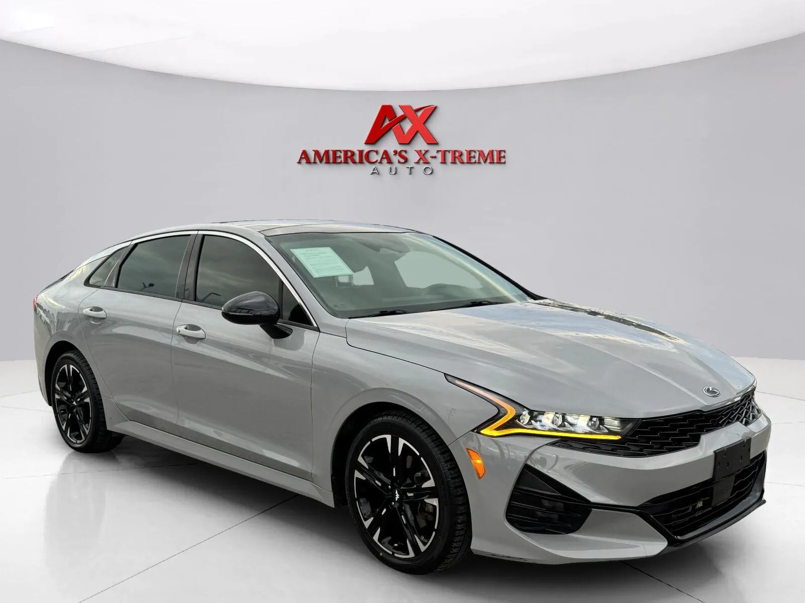 Kia K5 photo 8