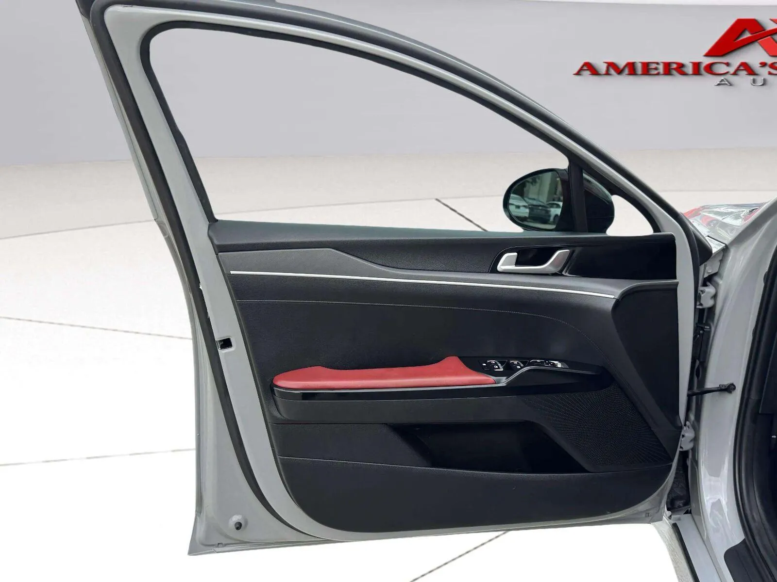 Kia K5 photo 17